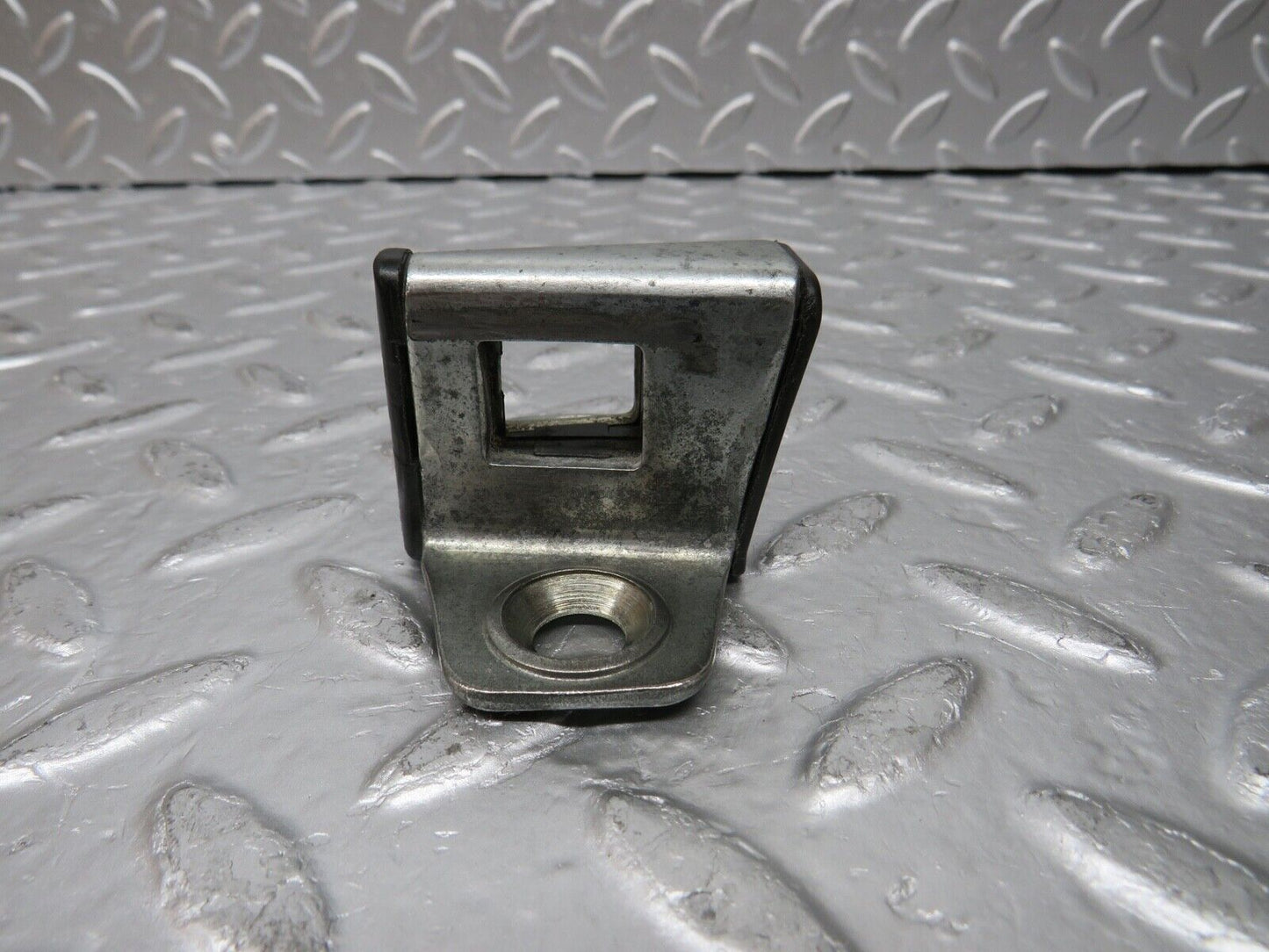 30479 Mercedes-Benz W124 230E Door Lock Latch