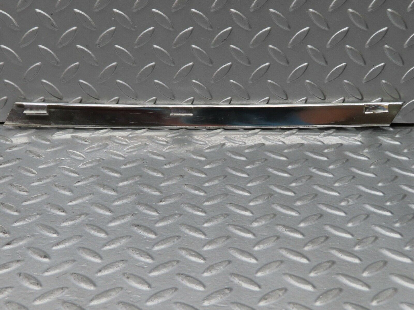 16776 Mercedes-Benz C107 380SLC Rear Right Quarter Window Chrome Trim