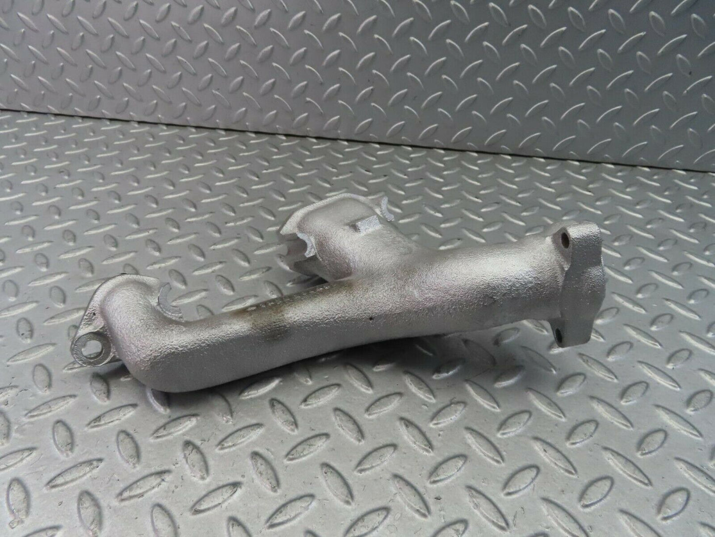 8562 Mercedes-Benz W111 Exhaust Manifold 1271420504