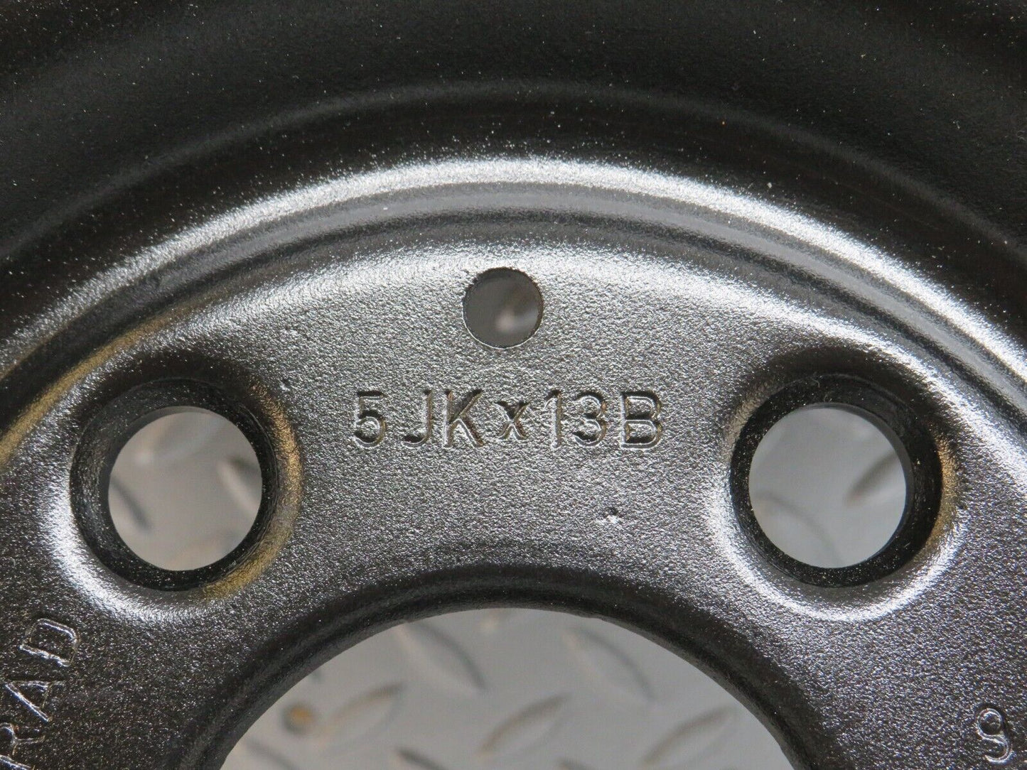 40273 Mercedes-Benz Steel Wheel Set 5JKx13B 1104001102