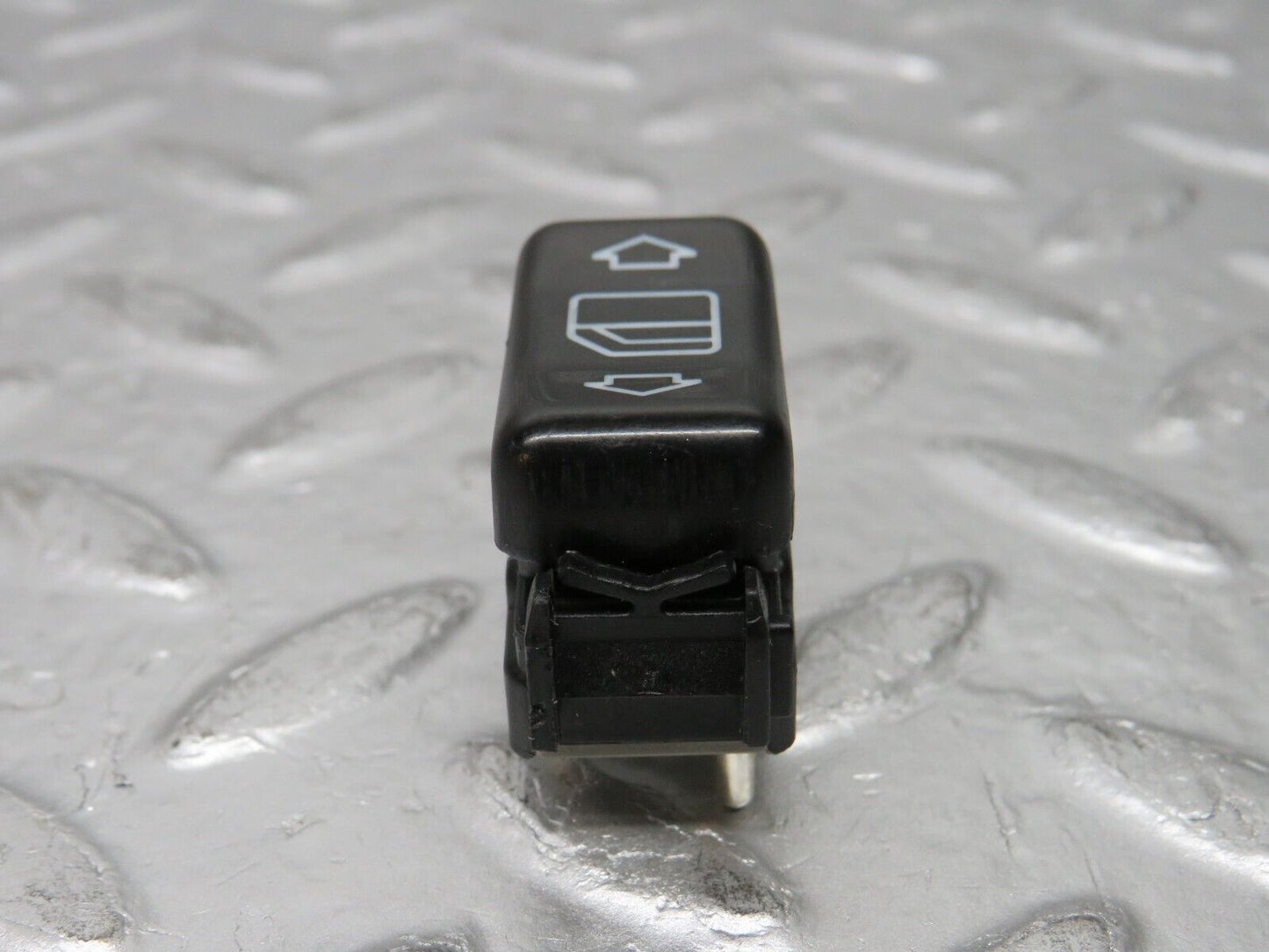 31381 Mercedes-Benz S124 220TE Electric Window Switch Right Side 1248209010