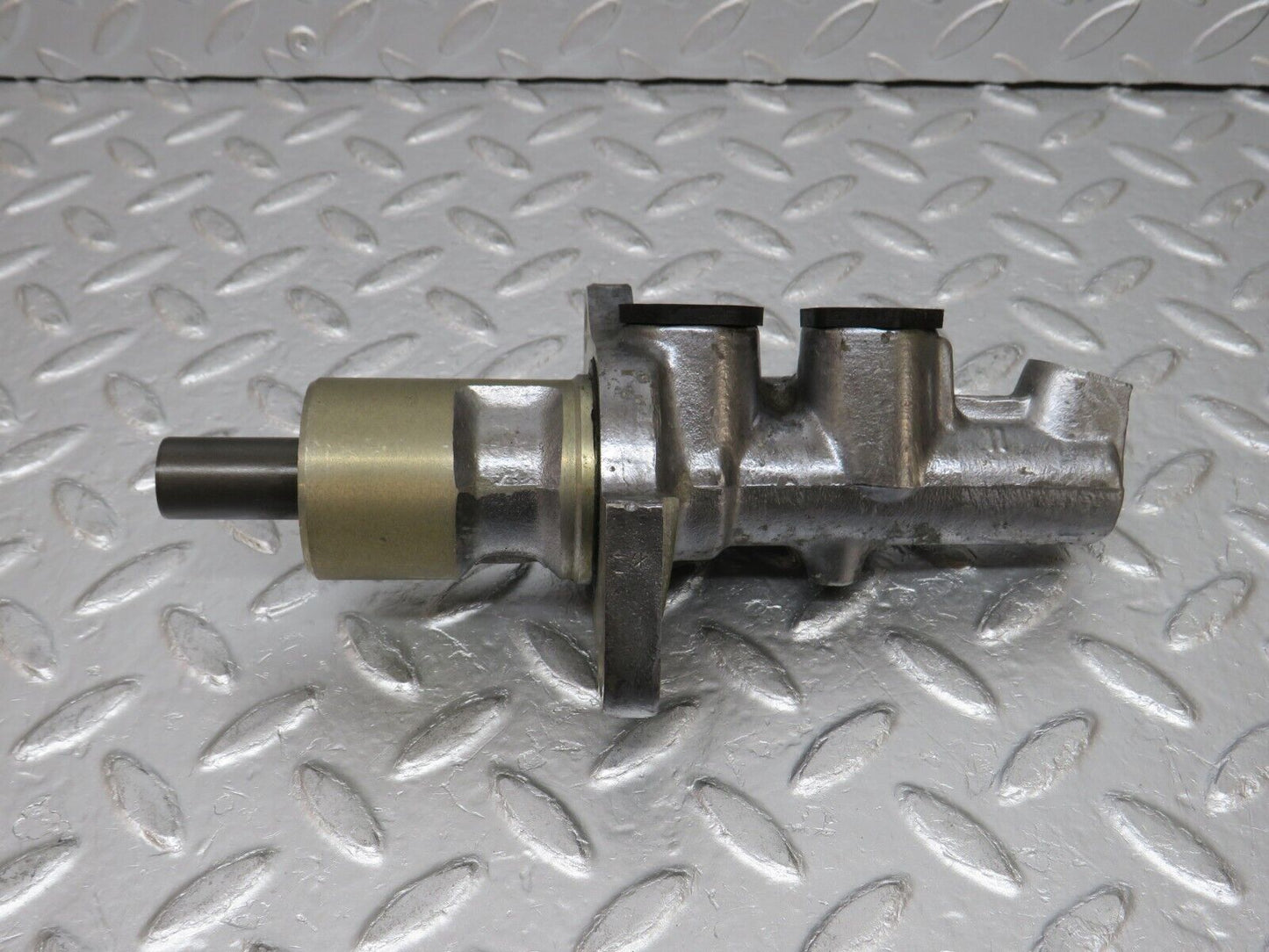32424 Mercedes-Benz S124 300TE Wagon Brake Master Cylinder Ate