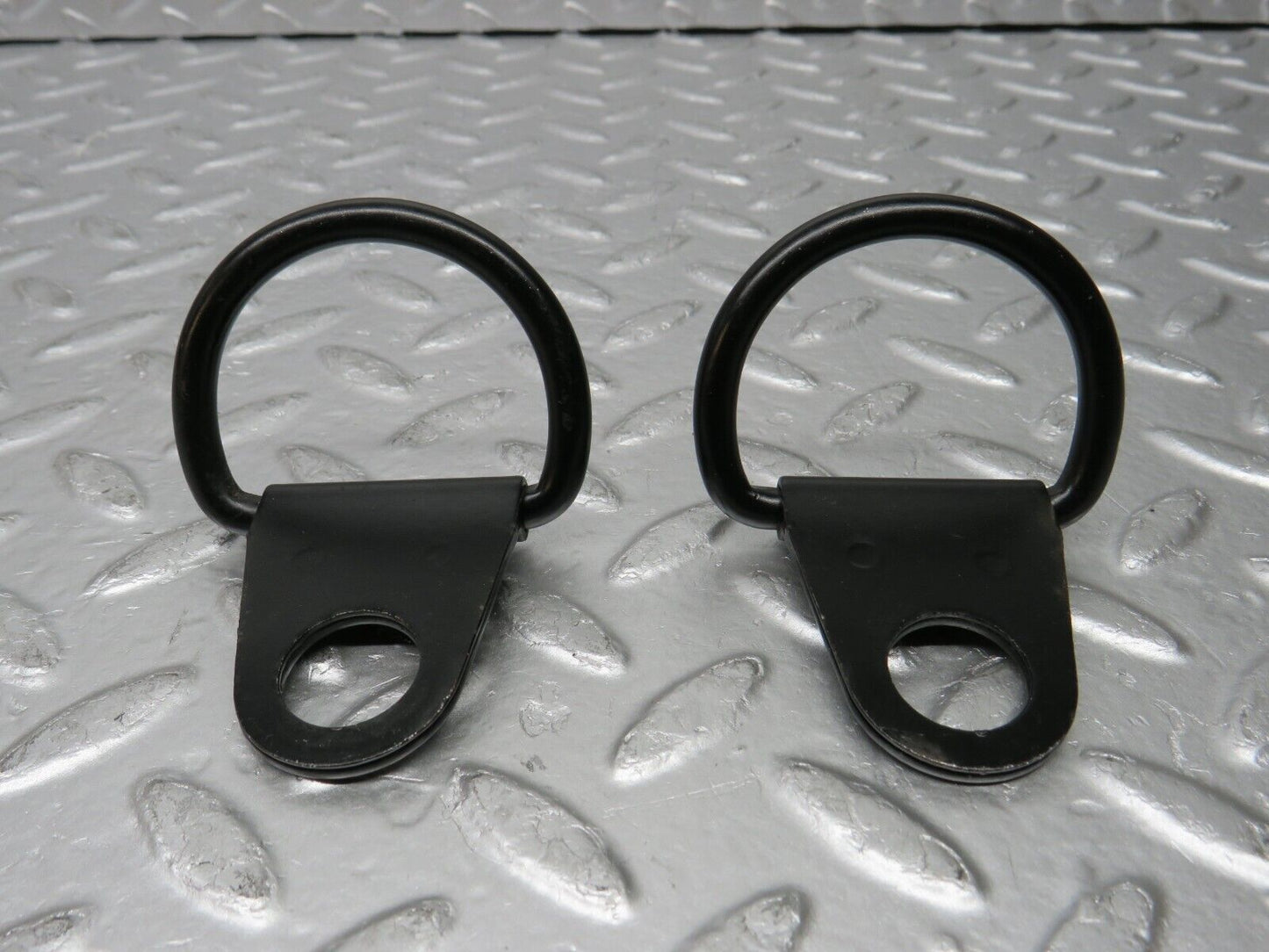 31387 Mercedes-Benz S124 220TE Wagon Trunk Cargo Hook Clip