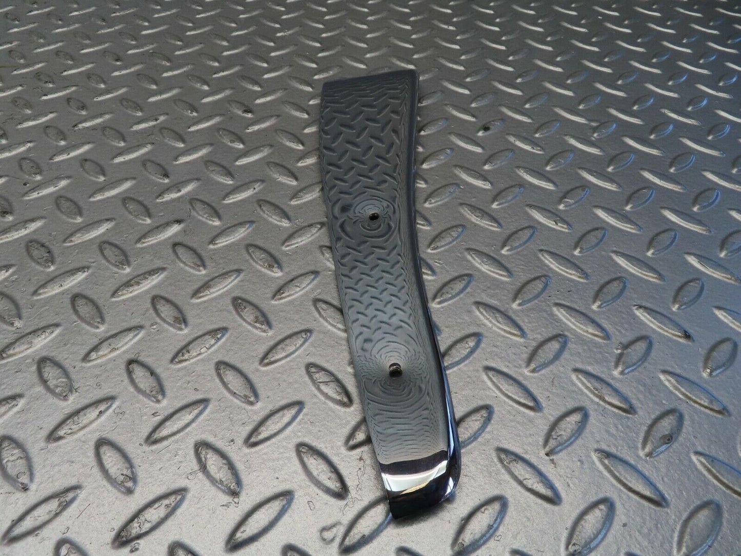 11657 Mercedes-Benz R107 450SL Left Door Chrome Cover