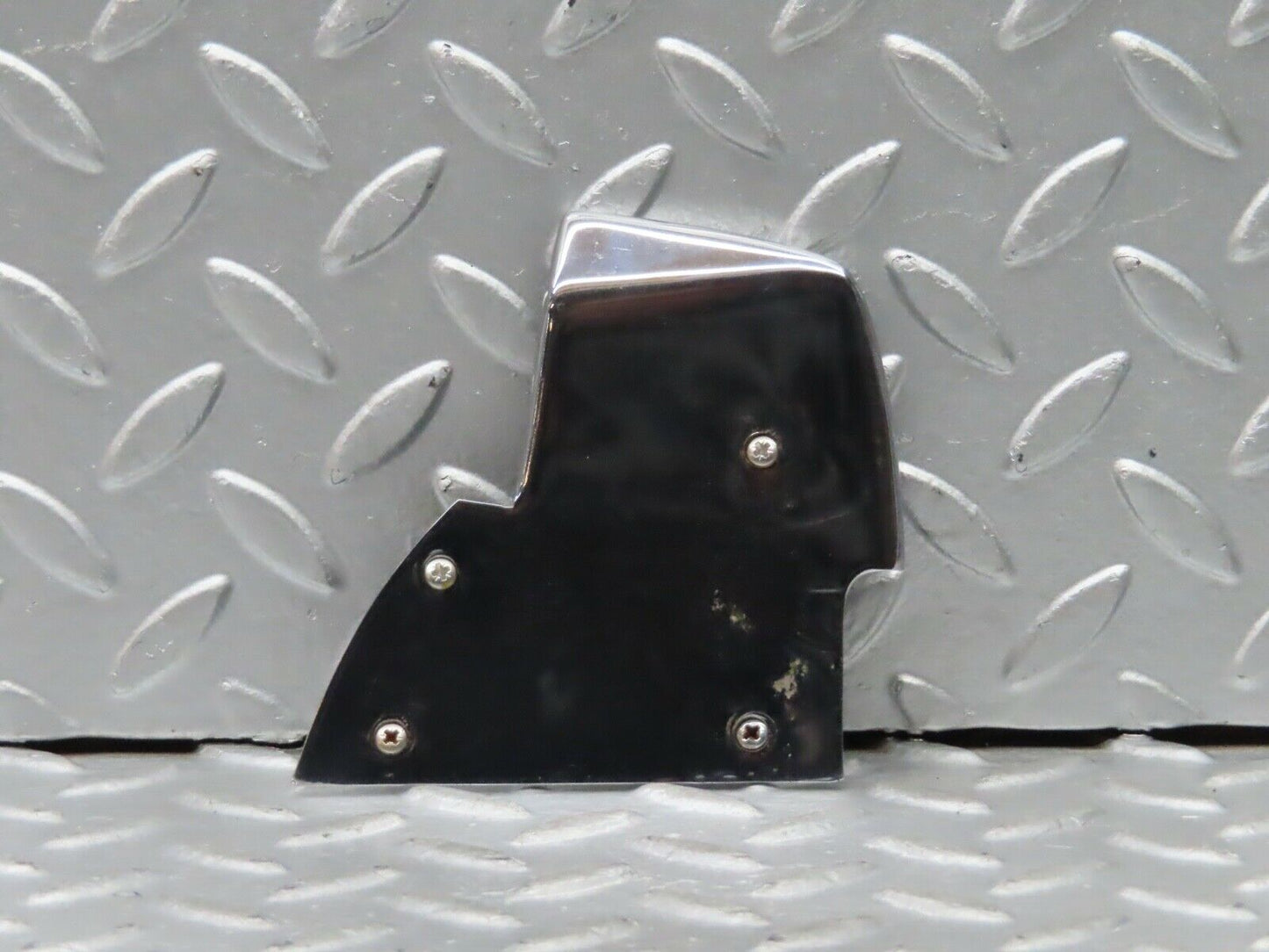 20922 Mercedes-Benz W114 250CE Coupe B Pillar Chrome Cover Right Side
