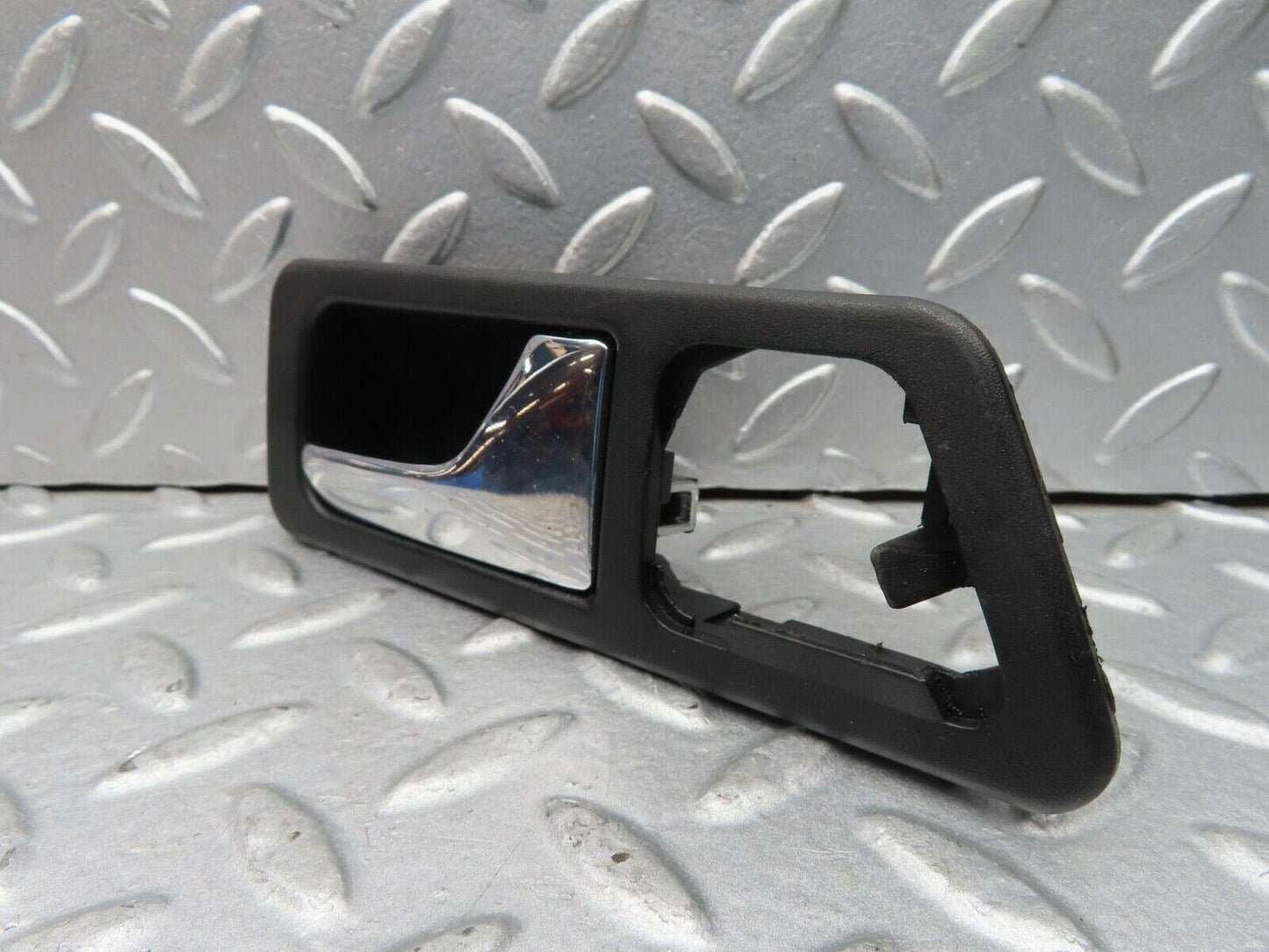 14584 Mercedes-Benz W201 190E Right Interior Door Handle 2017660264