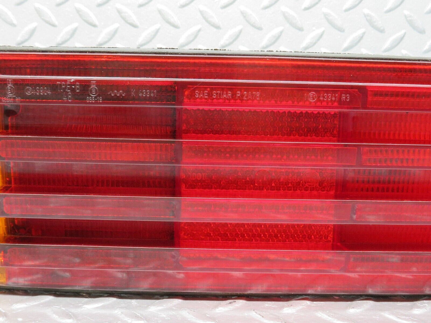 40067 Mercedes-Benz R107 350SL Coupe Rear Left Tail Light