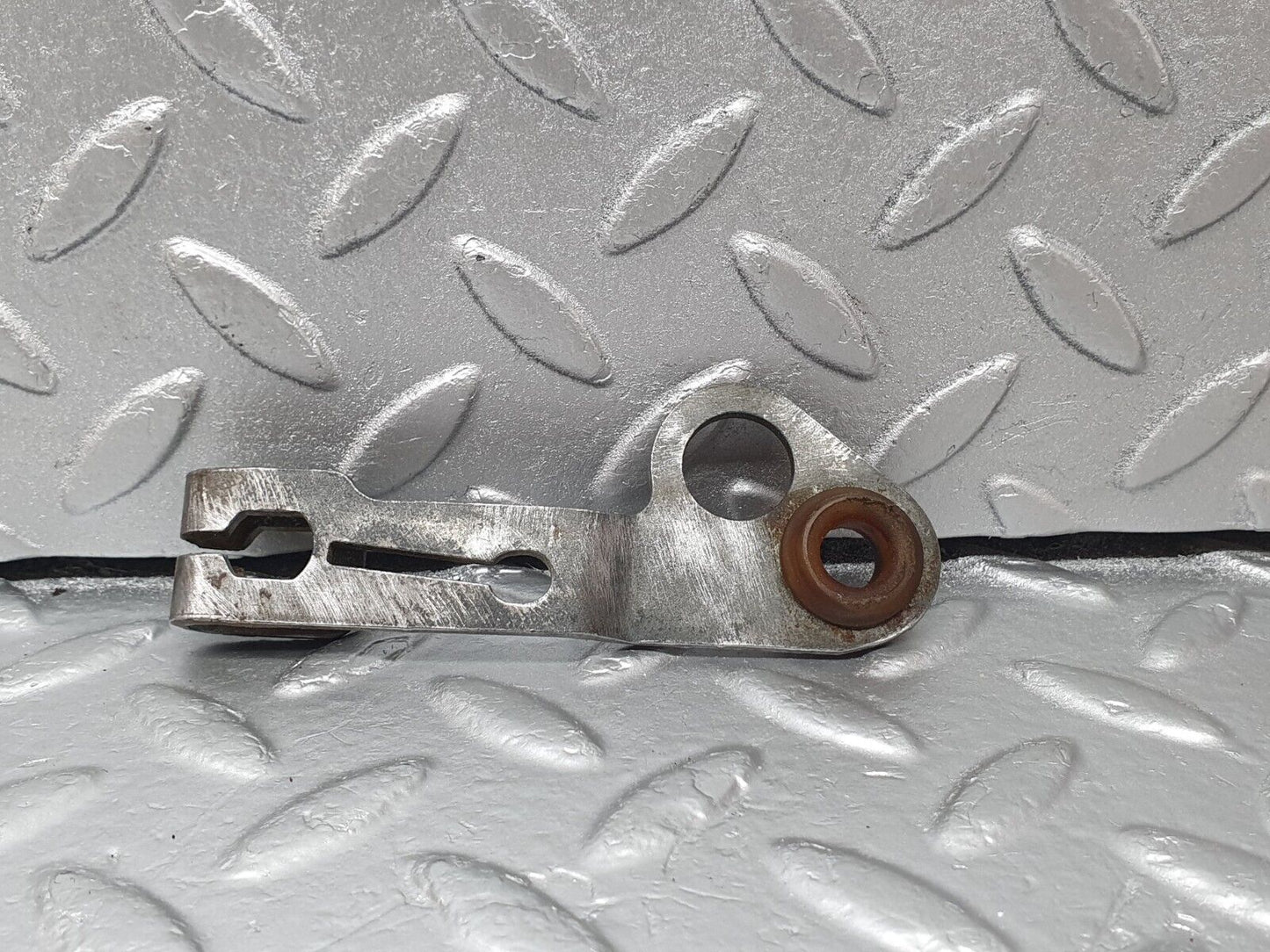 42640 Mercedes-Benz R129 320SL Coupe Automatic Gearbox Linkage Bracket
