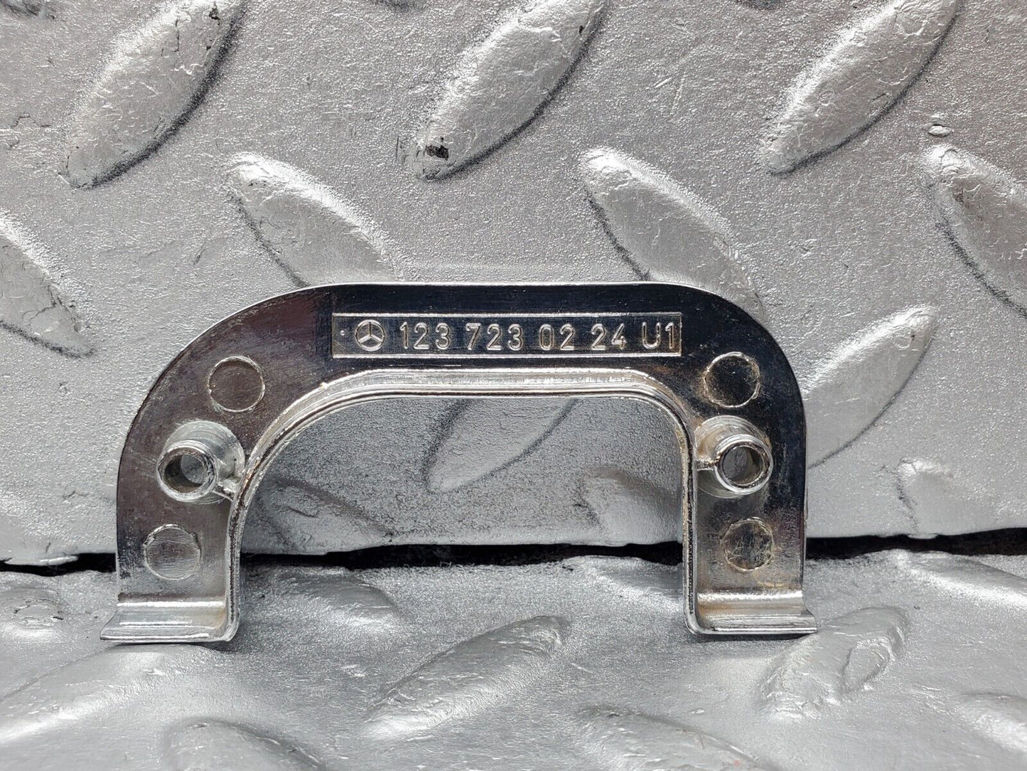 45556 Mercedes-Benz W126 420SE Interior Chrome Door Latch Trim Right 1237230224