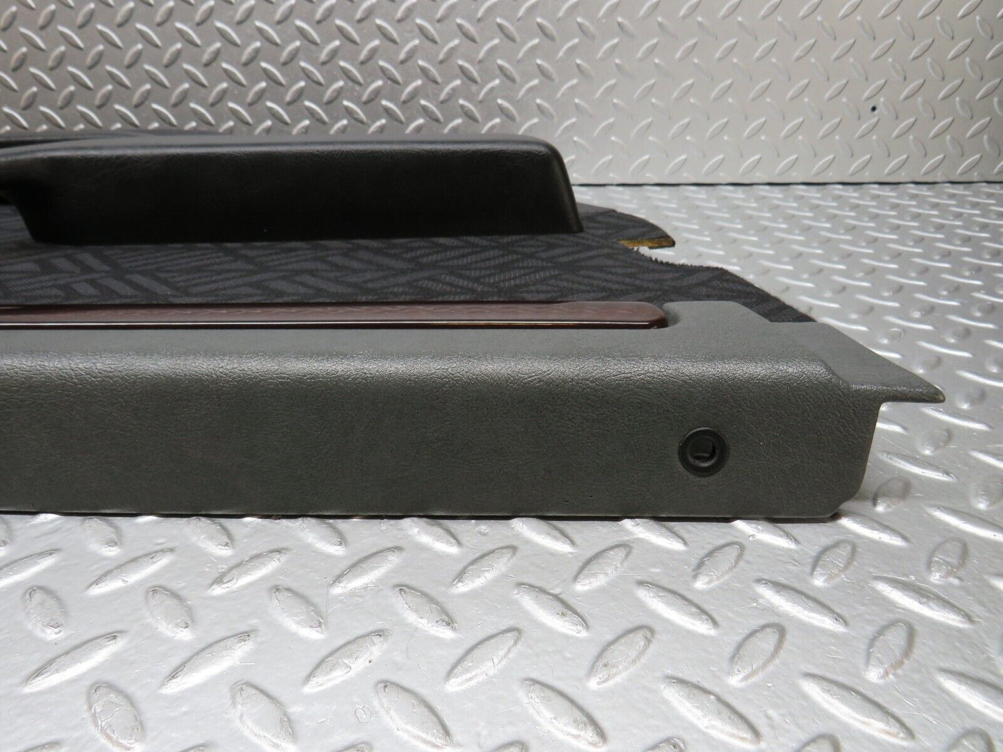 33354 Mercedes-Benz W202 C180 Front Left Door Card 2027202363