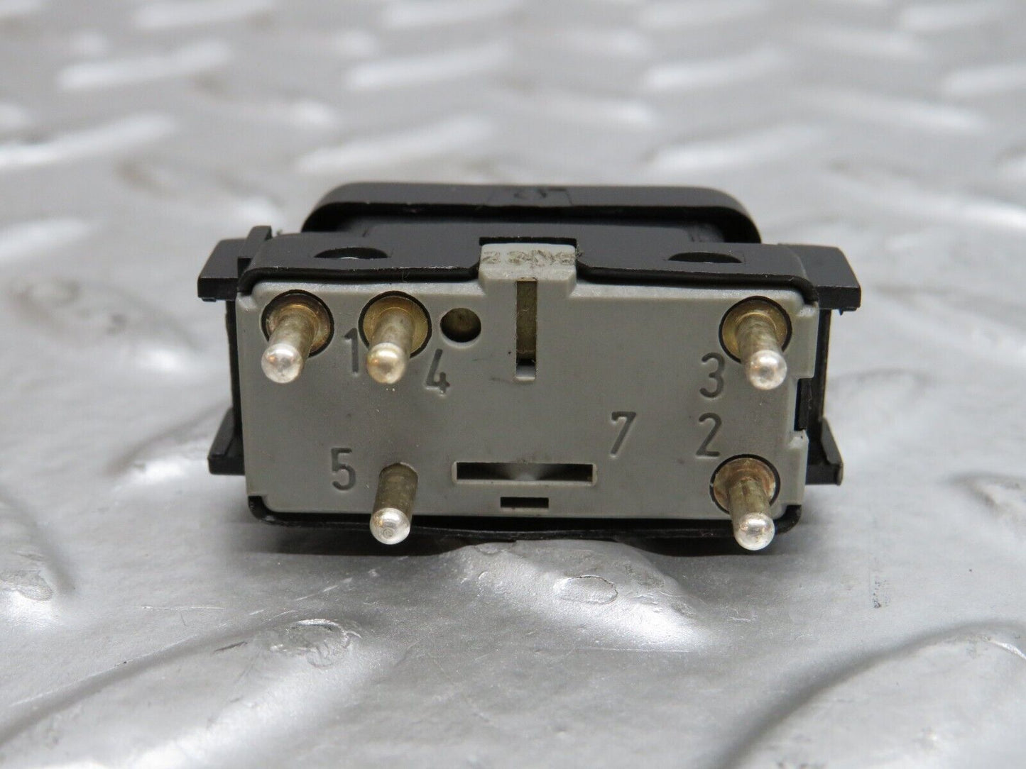 29188 Mercedes-Benz C124 320CE Coupe Right Electric Window Switch 1248209010