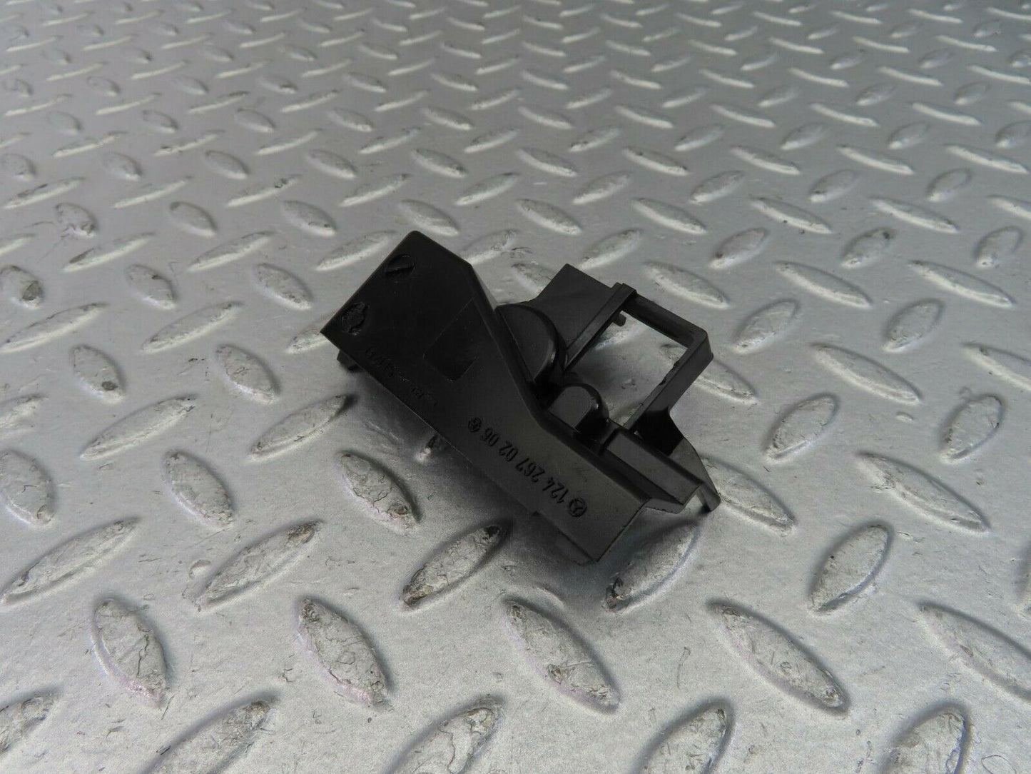 10398 Mercedes-Benz W201 190E Gear Selector Trim 1242670206