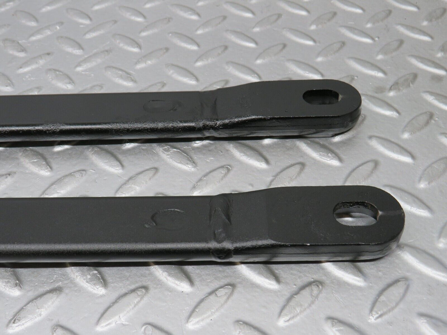 38192 Mercedes-Benz A124 320E Cabriolet Front Suspension Anti Roll Bar Support 2x