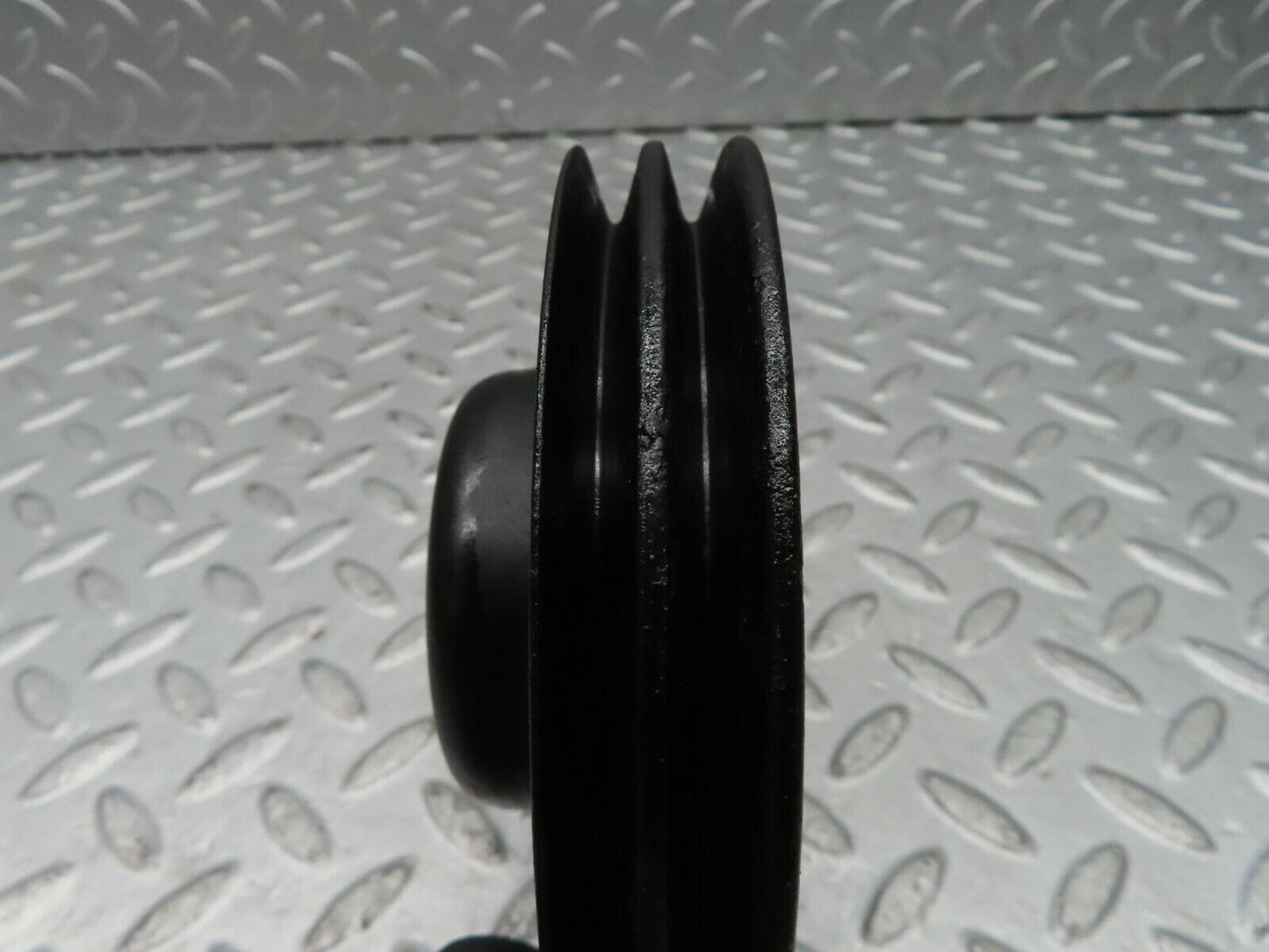 16632 Mercedes-Benz C107 380SLC Crankshaft Pulley