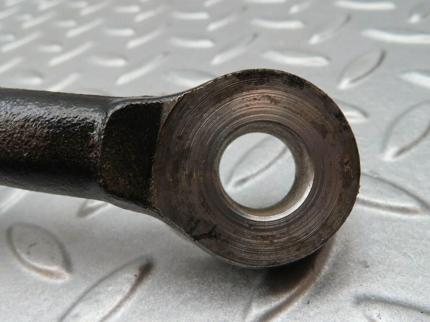 4459 Mercedes-Benz W123 230E Steering Arm