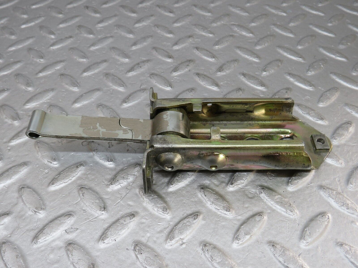 36635 Mercedes-Benz W201 190E Door Safety Check Strap