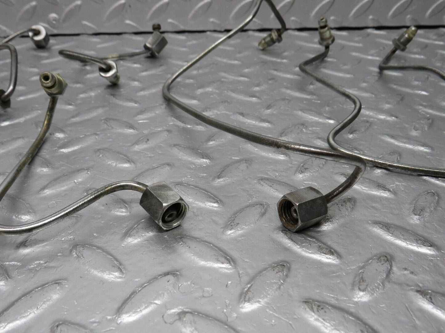 38877 Mercedes-Benz W201 190E 2.6L Fuel Line Pipe Set