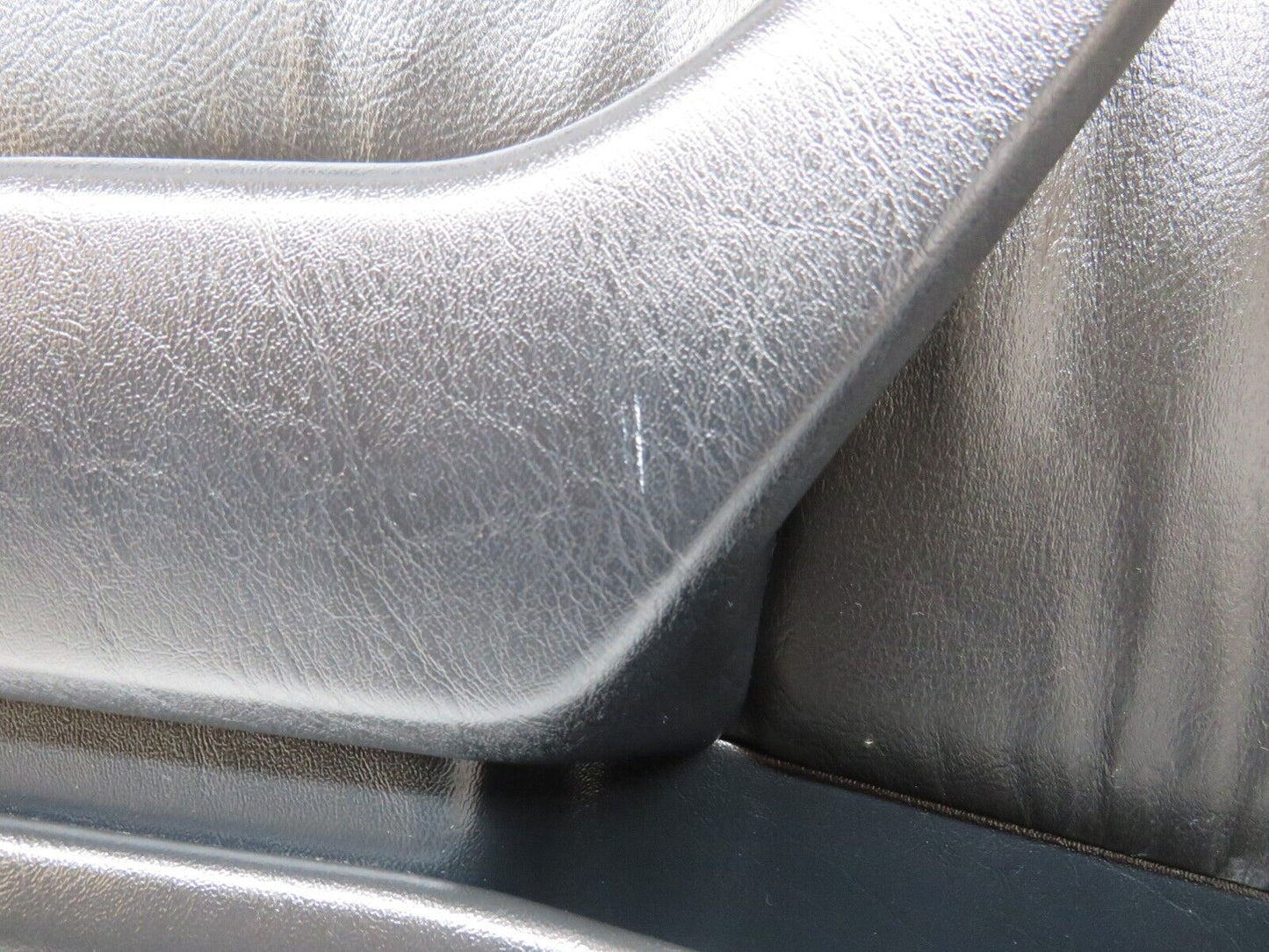 37871 Mercedes-Benz A124 320E Cabriolet Left Door Card Black 1247271570