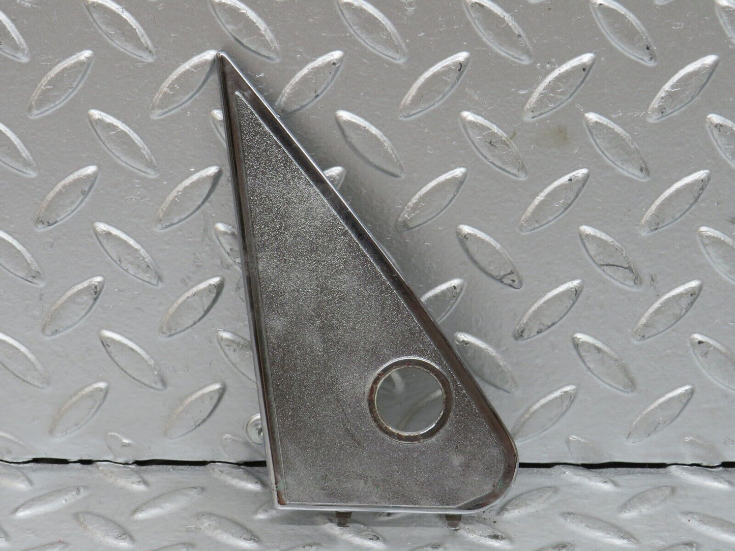27969 Mercedes-Benz W123 280E Mirror Triangle Cover Left 1237250711