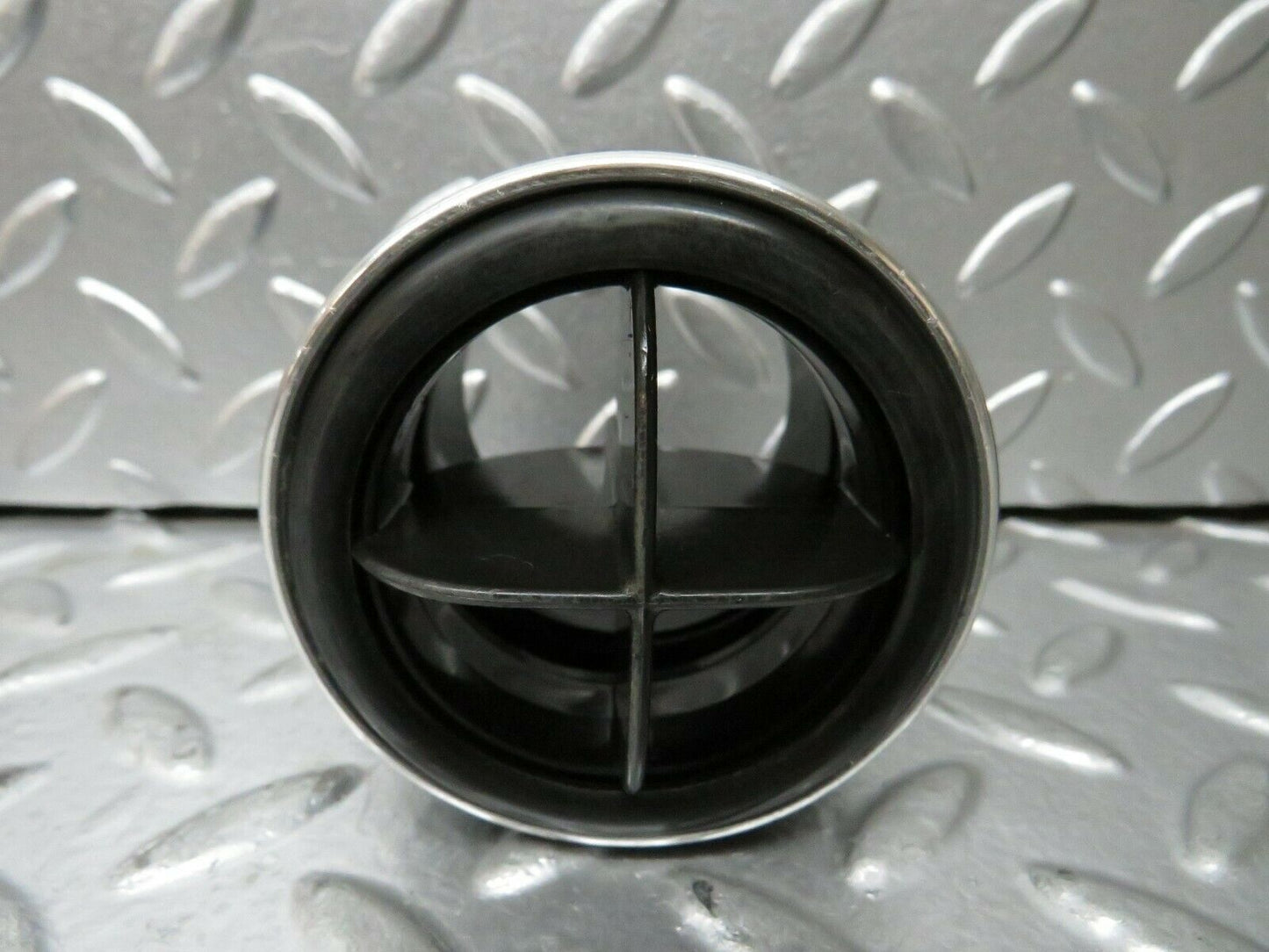 23774 Mercedes-Benz C107 450SLC Coupe Dashboard Air Vent