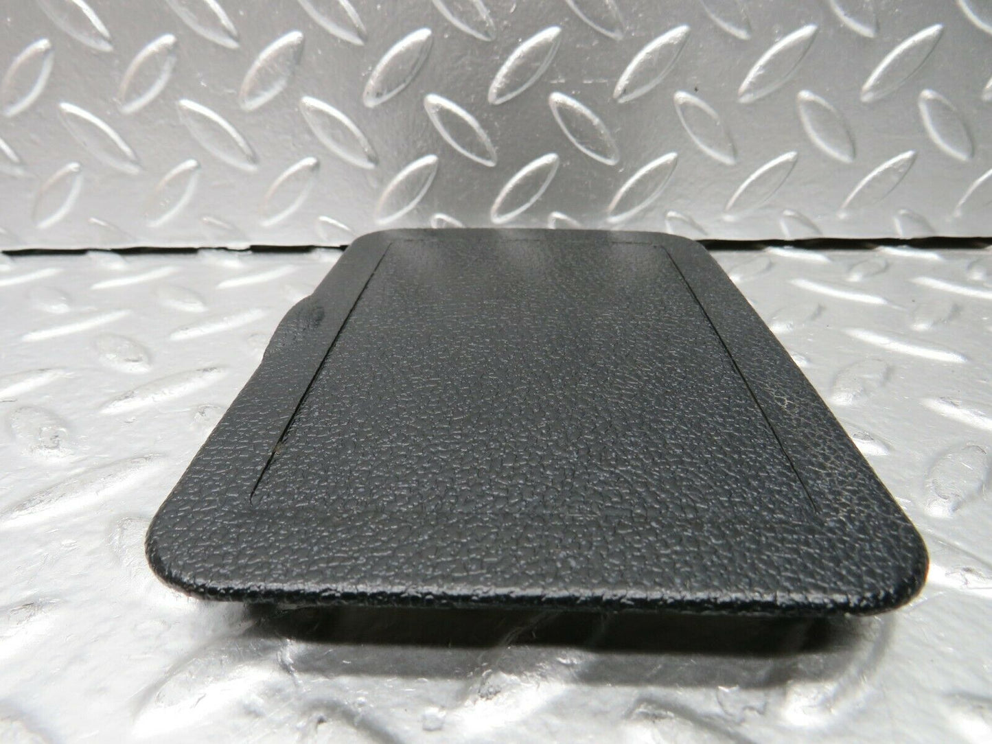 22791 Mercedes-Benz C107 450SLC Coupe Fuse Box Cover