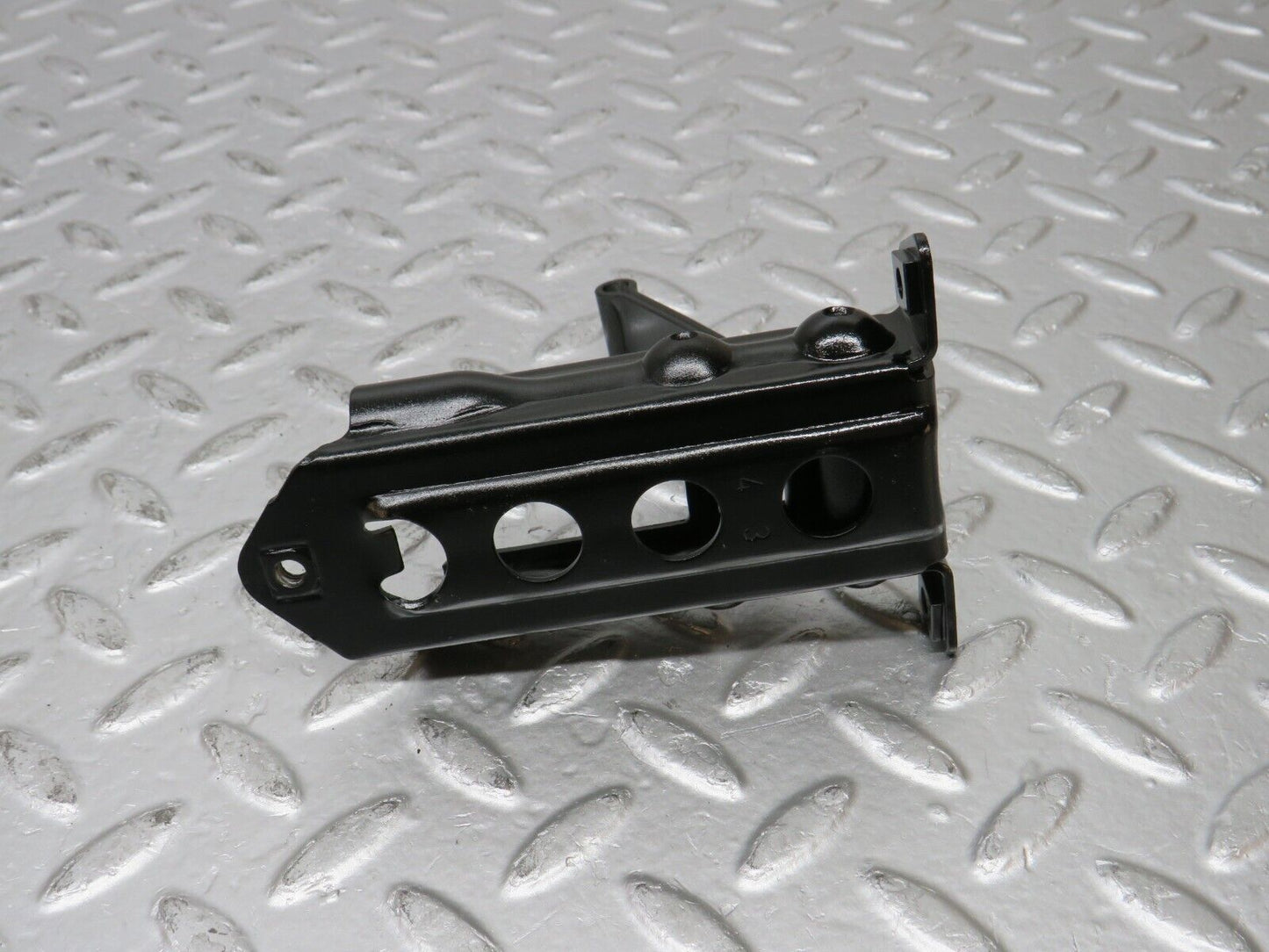 31532 Mercedes-Benz S124 220TE Wagon Door Safety Check Strap