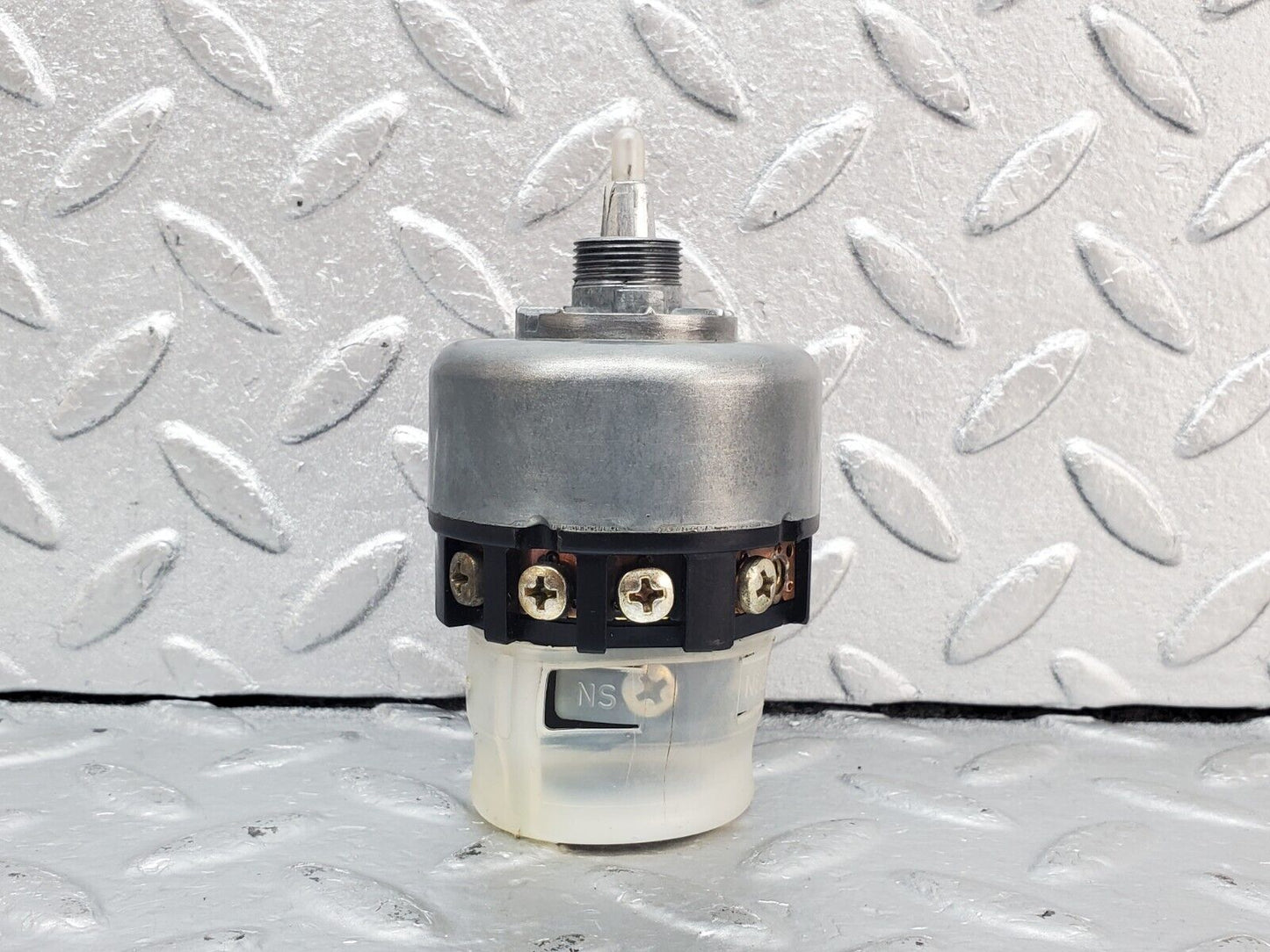 44343 Mercedes-Benz W123 280E Headlight Switch