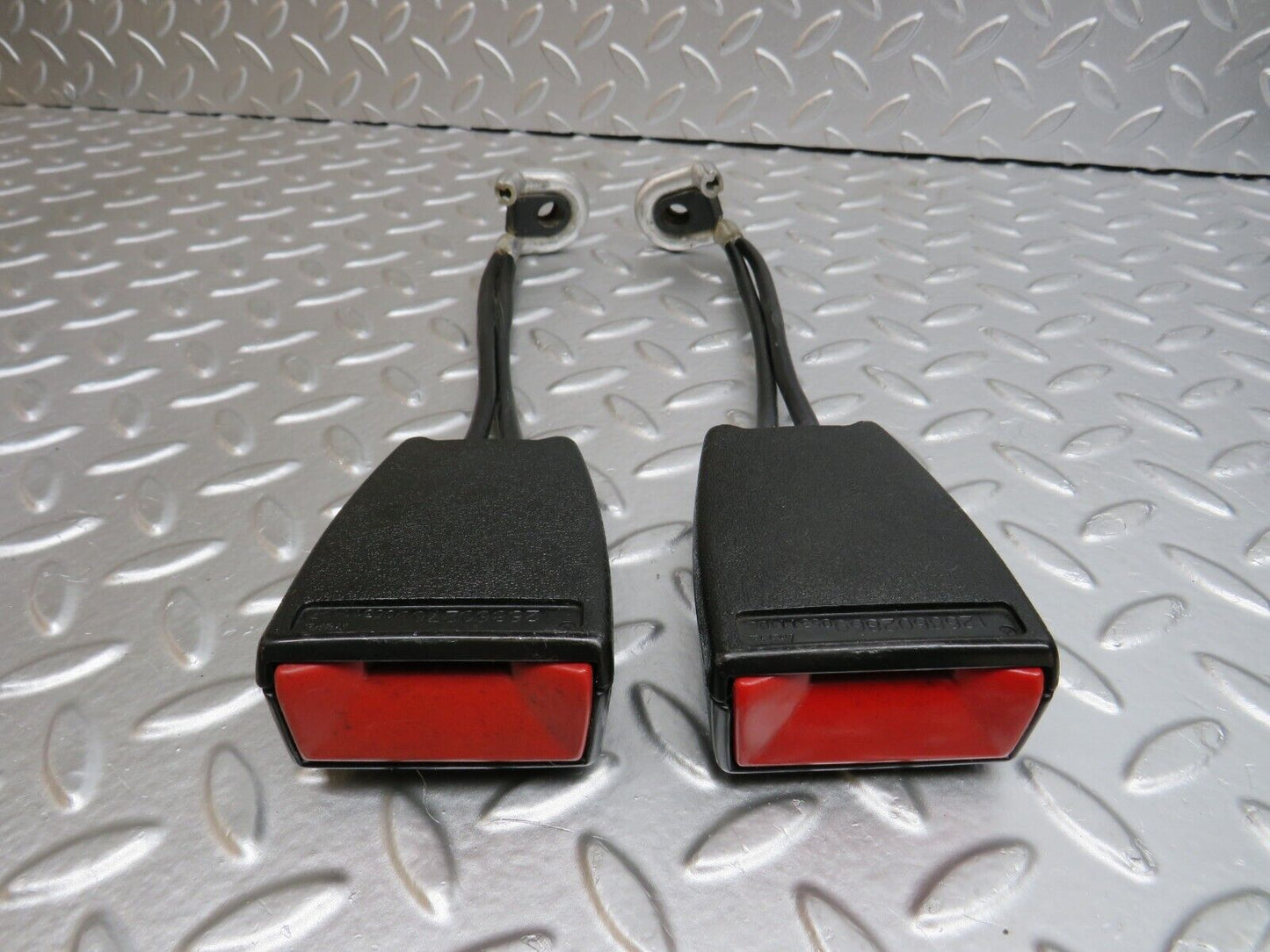 34397 Mercedes-Benz C126 380SEC Rear Seat Belt Set With Buckles 1268602185