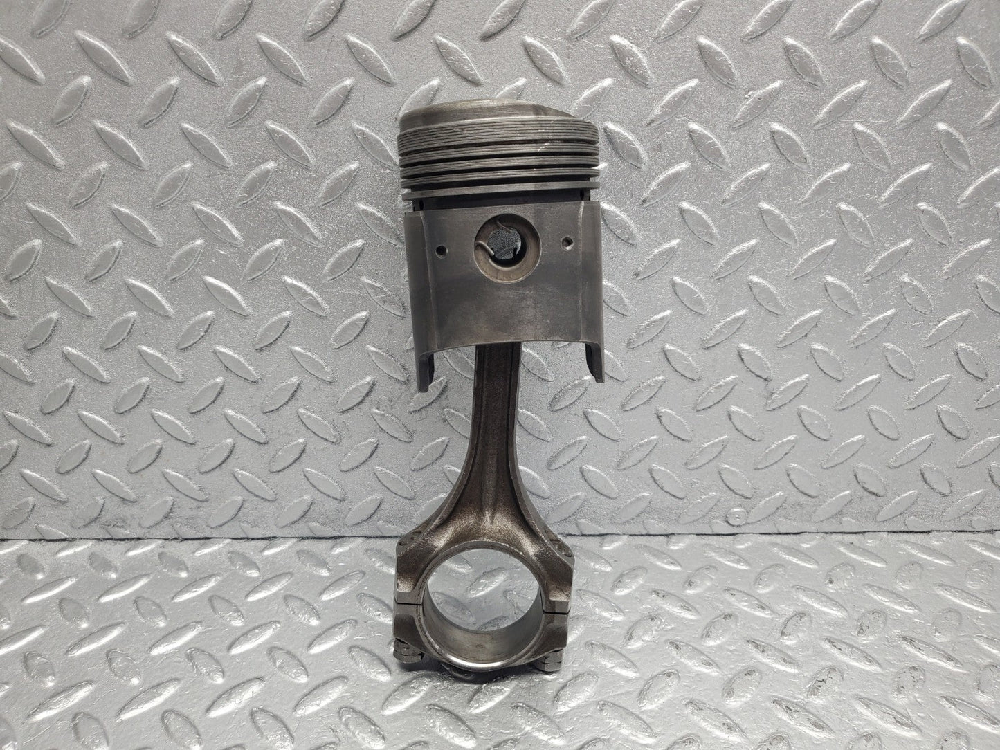 W112 piston with connecting rod used OEM