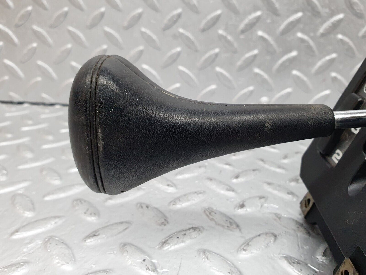 41168 Mercedes-Benz W126 300SE Gear Shift Selector 1262670740