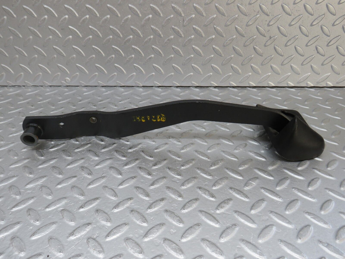 36162 Mercedes-Benz W126 420SE Brake Pedal With Rubber 1232910082