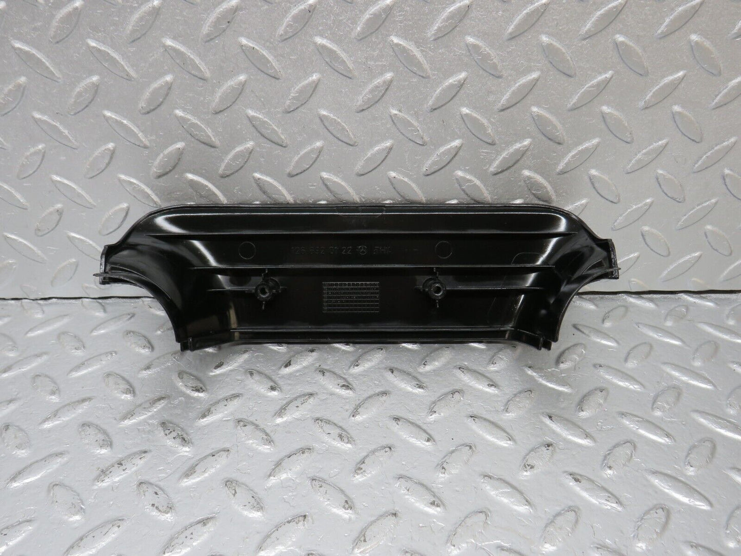 40556 Mercedes-Benz W123 300D Steering Column Surround Cover 1234621923