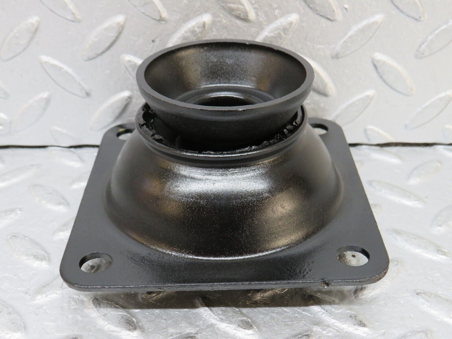 37553 Mercedes-Benz W109 300SEL Rear Axle Rubber Mount 1123500475