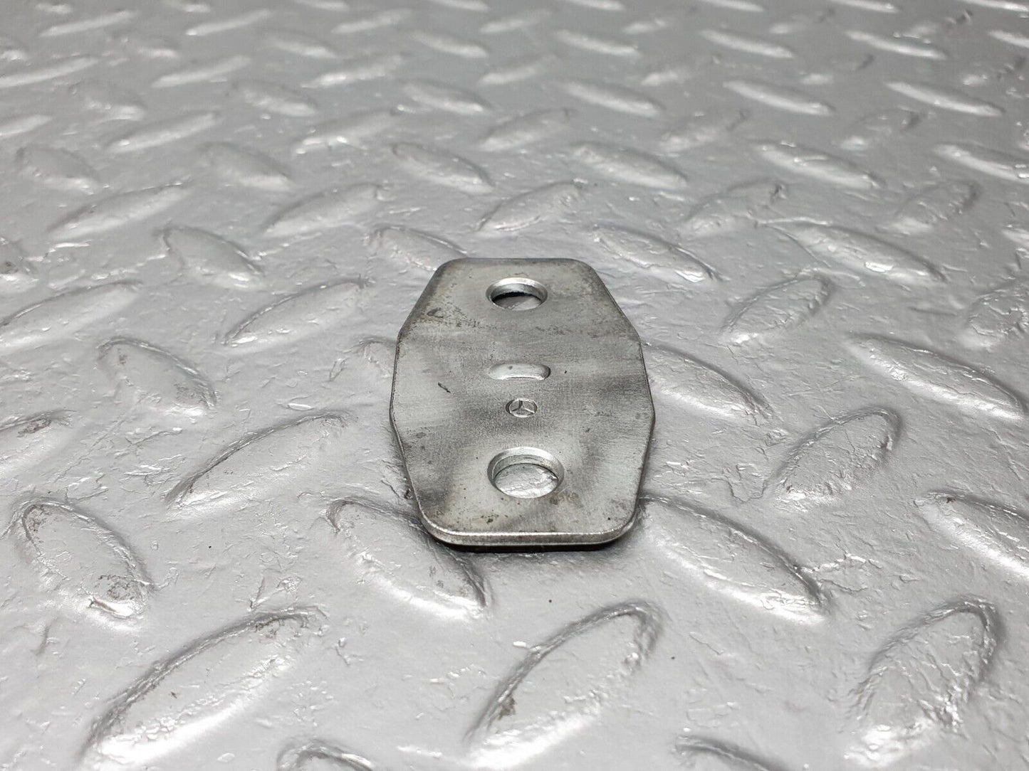 41691 Mercedes-Benz W124 200E Door Lock Latch
