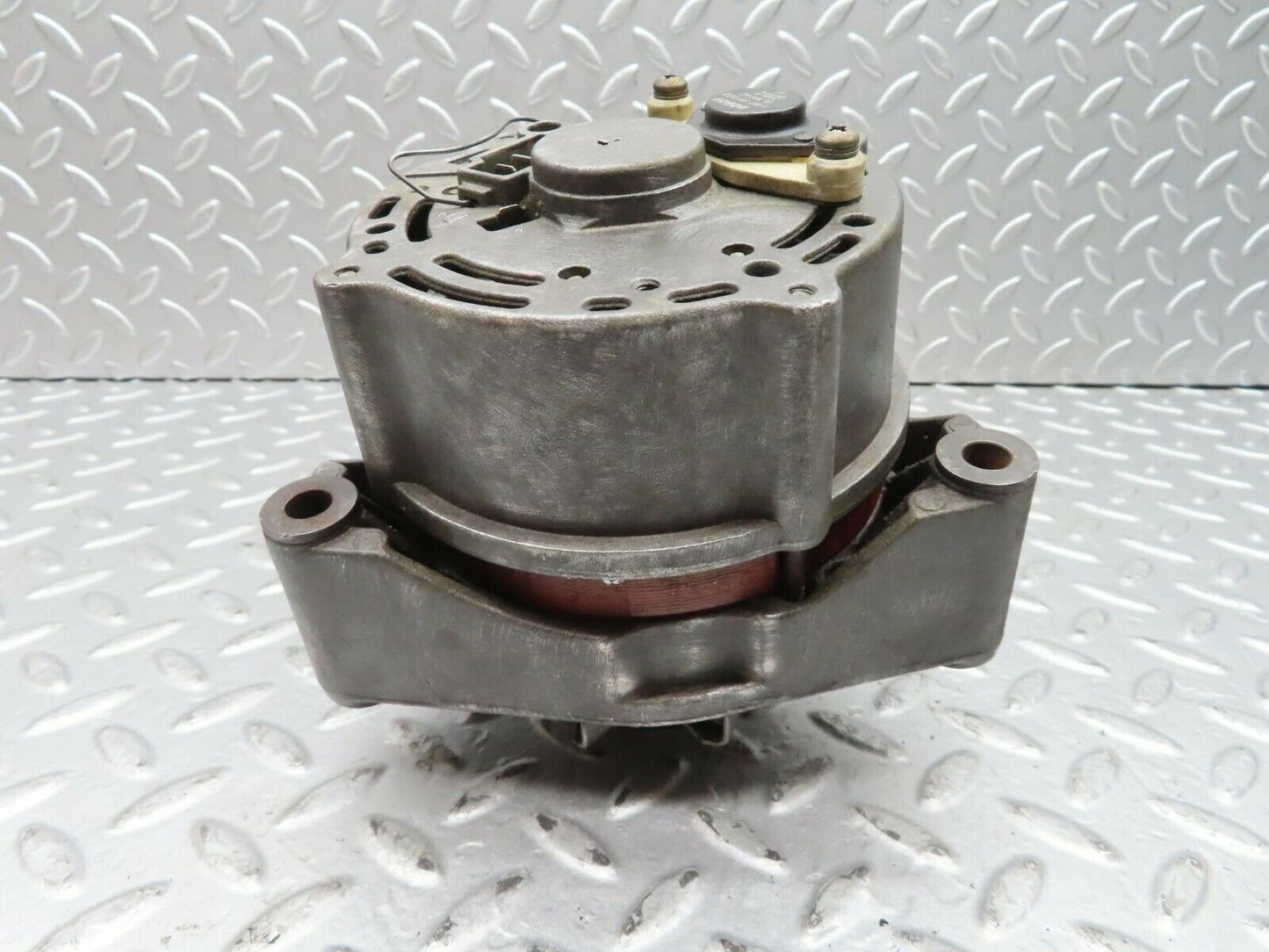 15281 Mercedes-Benz W123 230E Alternator Generator 0986031430
