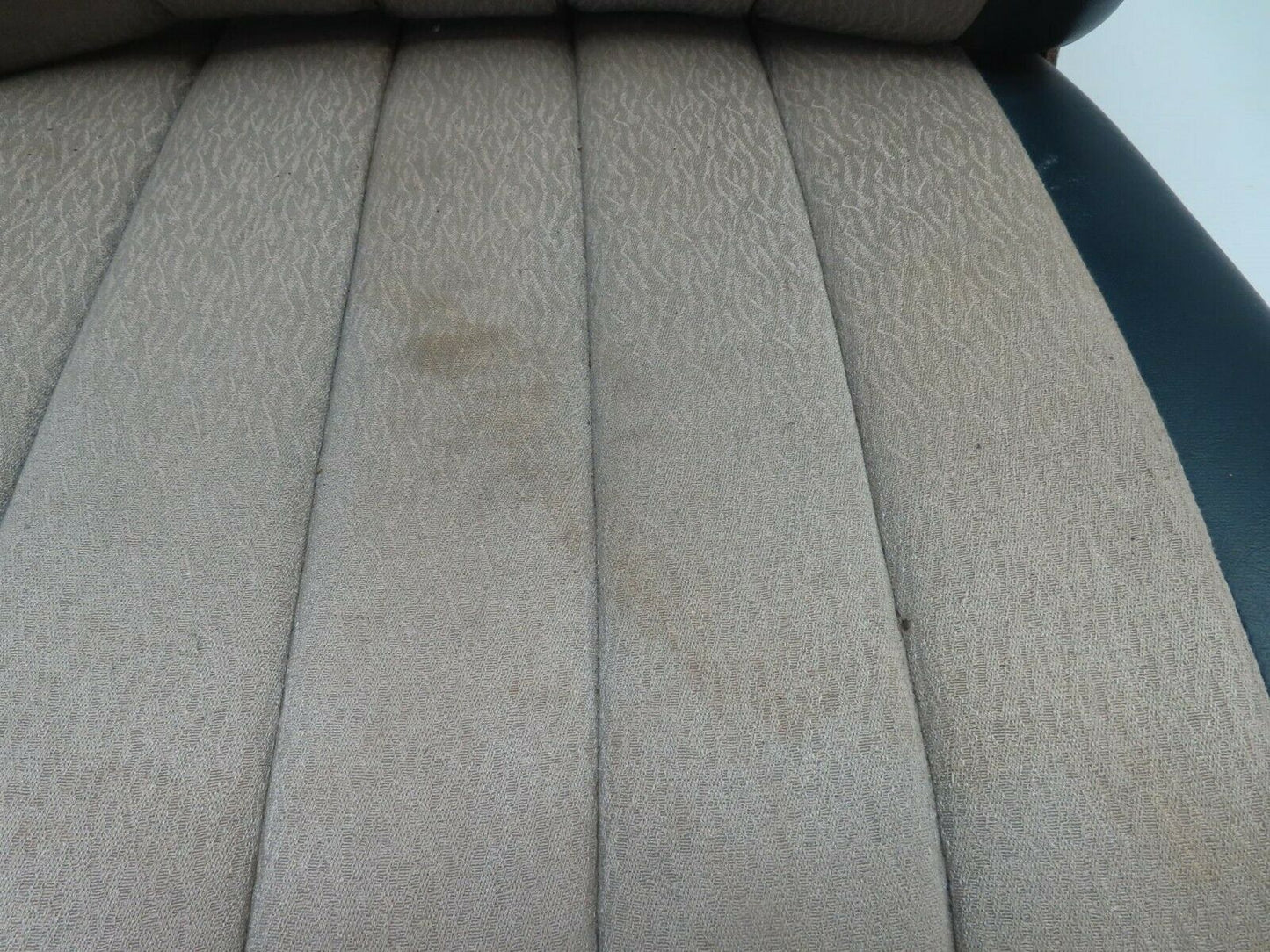 10670 Mercedes-Benz W108  Front Left Seat
