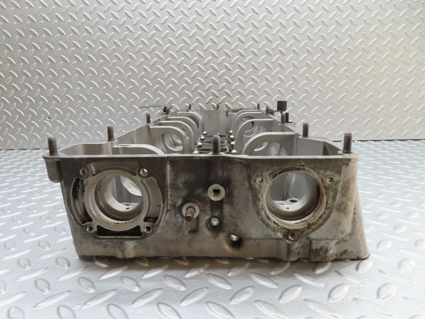 16071 Mercedes-Benz W123 280E Camshaft Bearing Casing 1100163304
