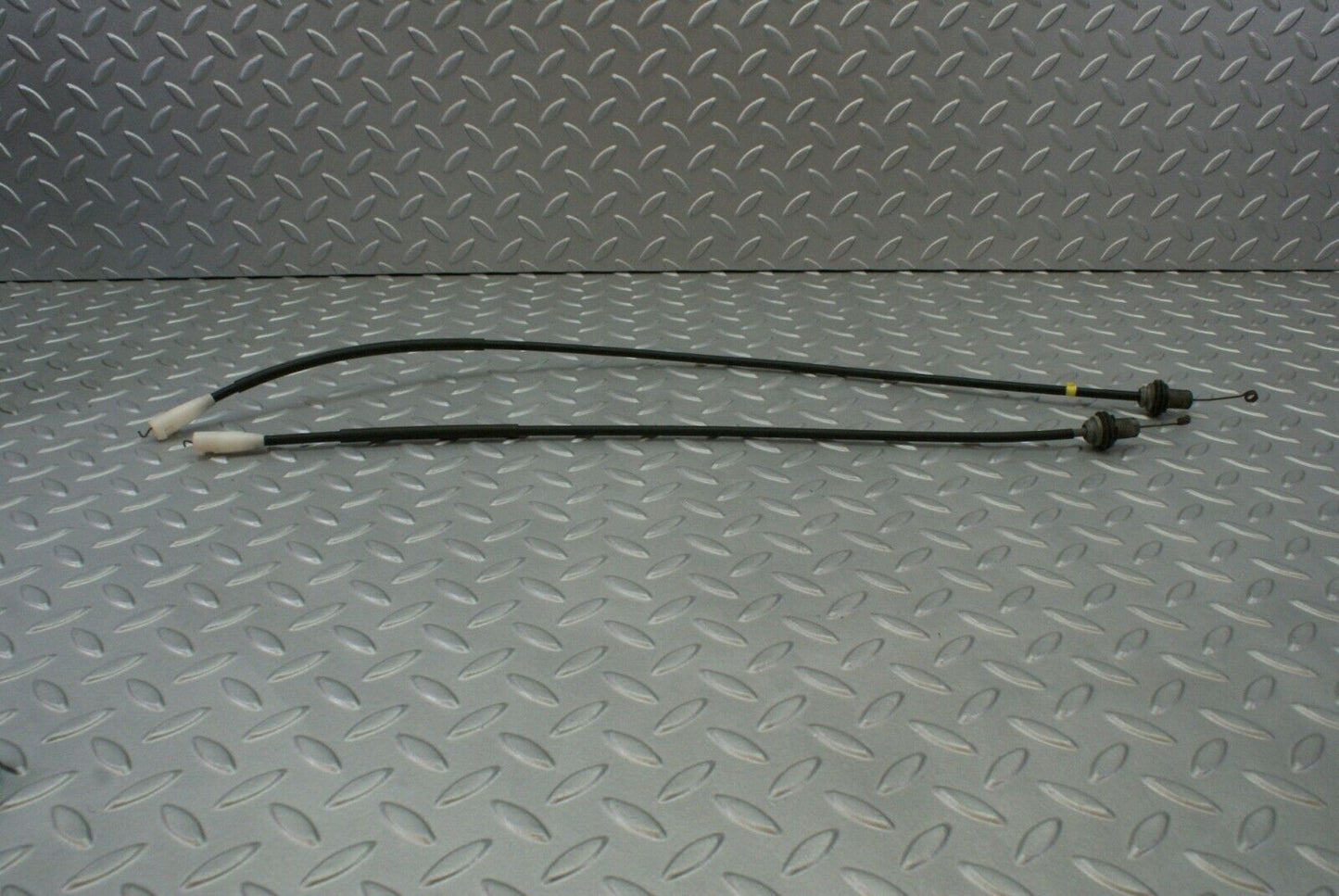 3047 Mercedes-Benz C123 280CE Coupe Heater Control Cable Pair
