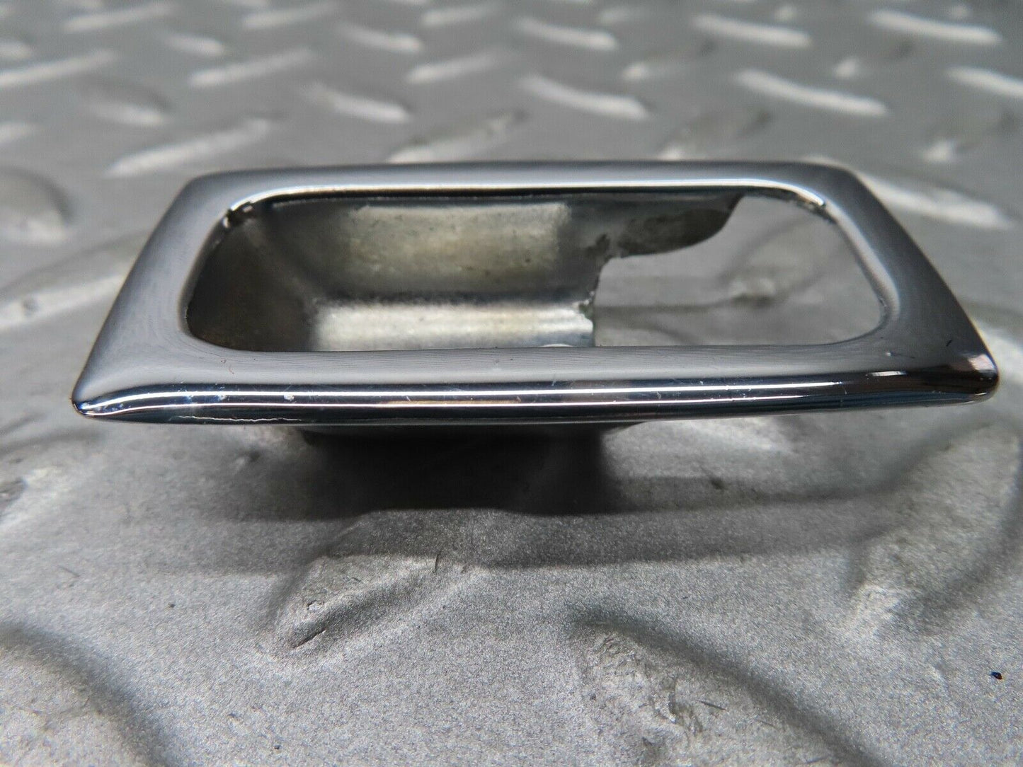 16985 Mercedes-Benz C123 280CE Coupe Door Lock Handle Surround Chrome