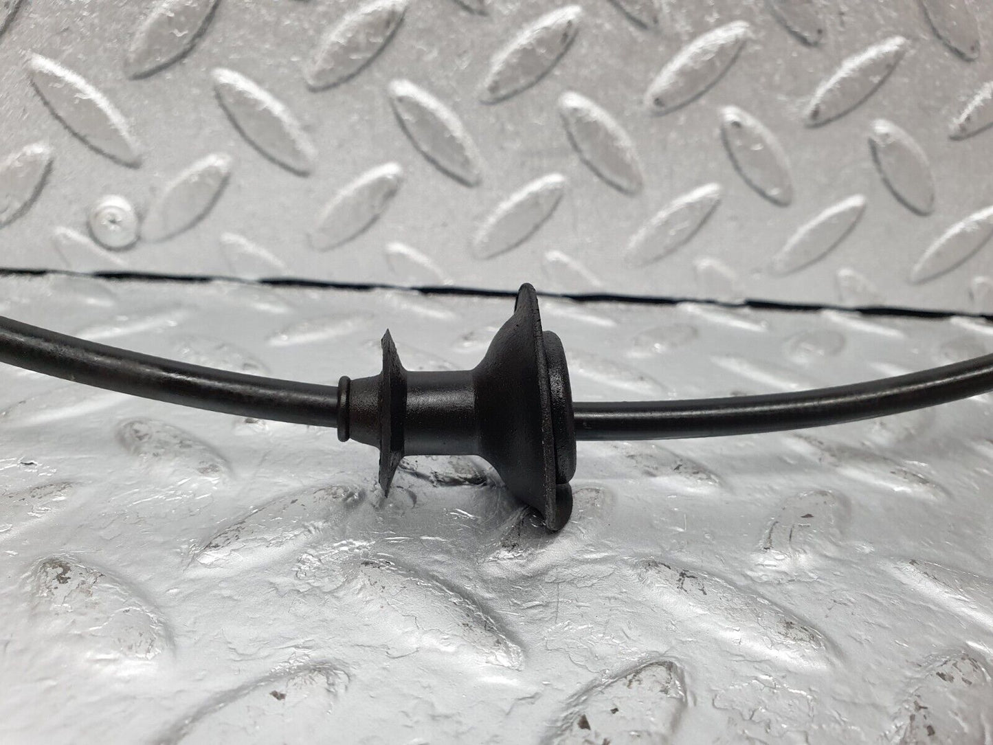 44185 Mercedes-Benz C123 230CE Coupe Bonnet Release Cable 1239970681