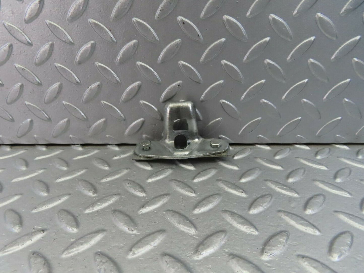 10836 Mercedes-Benz W123 230E Trunk Lock Latch 1237580150