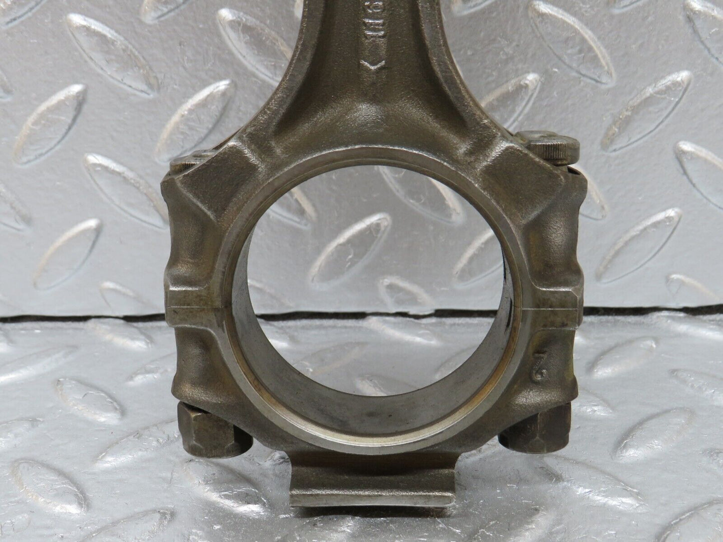 33035 Mercedes-Benz C107 R107 350 V8 Piston With Connecting Rod 92mm 11607