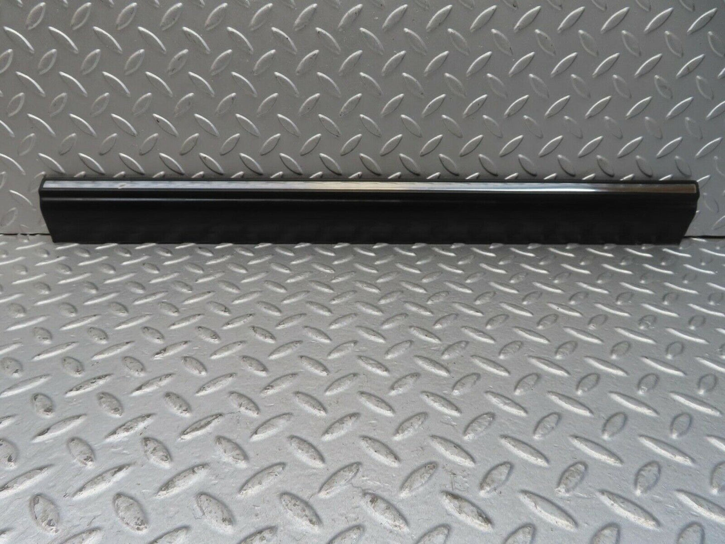 13464 Mercedes-Benz W123 200 Rear Right Door Lower Trim