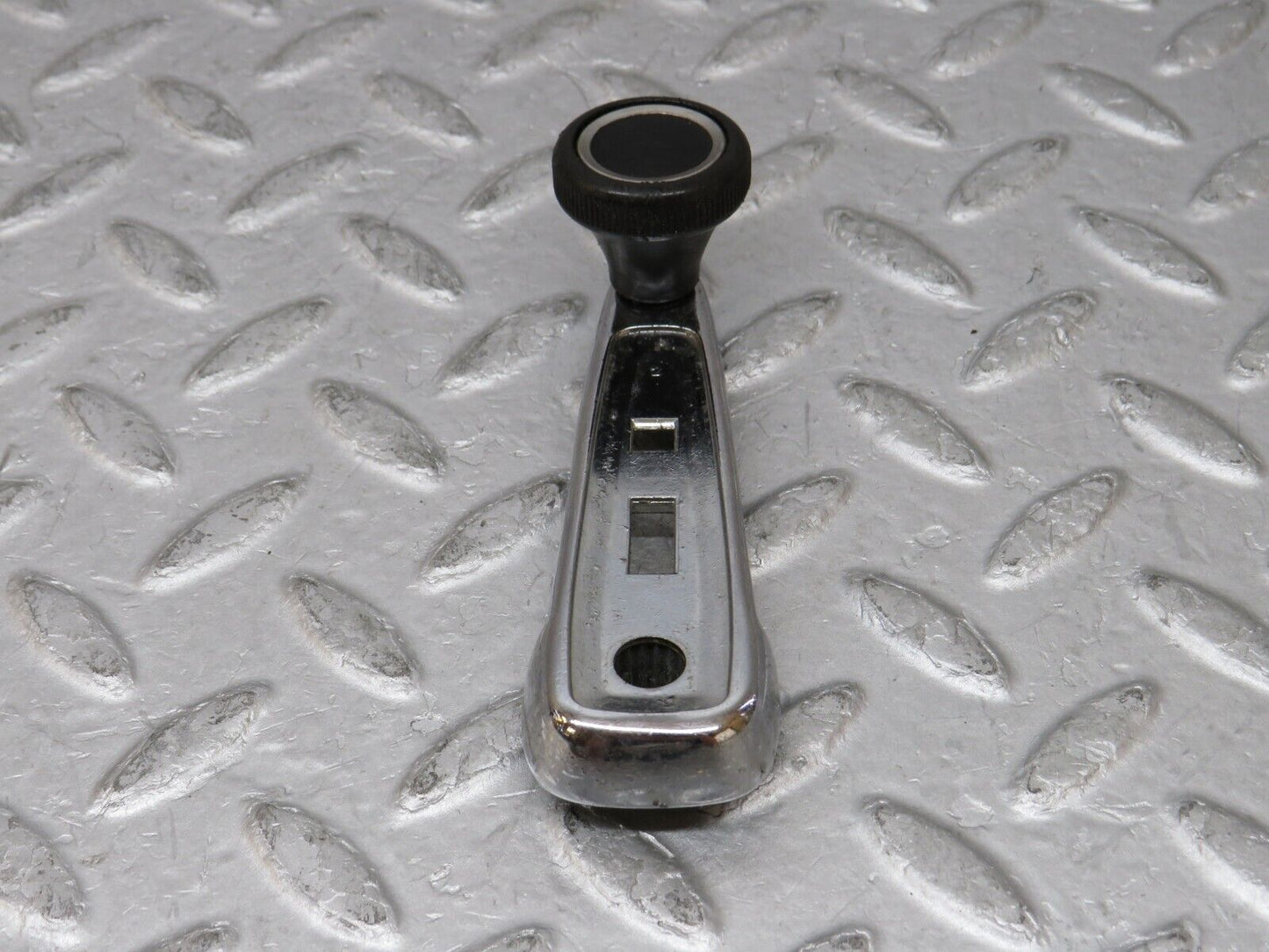 35727 Mercedes-Benz W108 Window Lifter Crank Handle