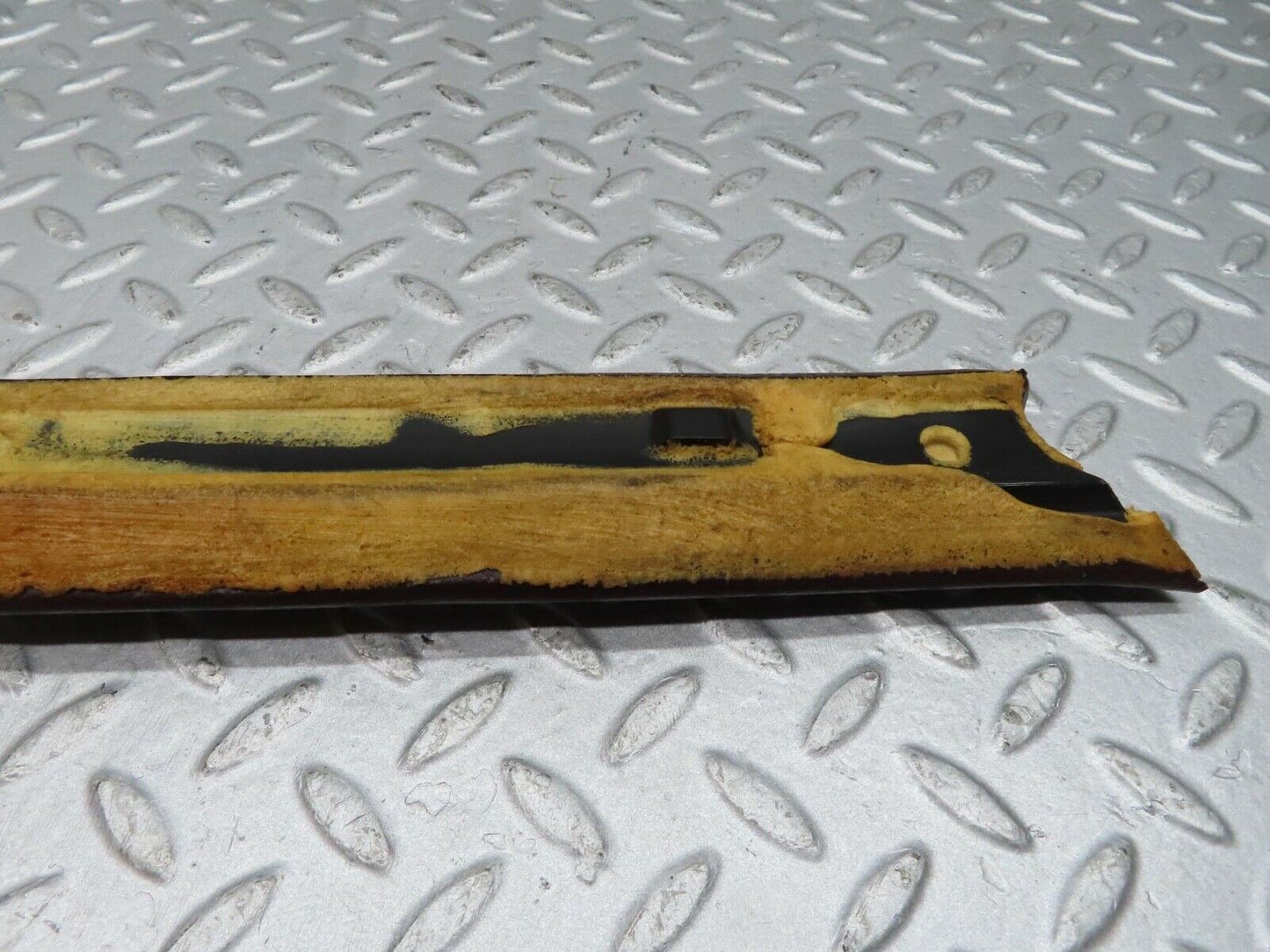 12247 Mercedes-Benz W108 280SE 3.5 A Pillar Trim Cover Left Brown