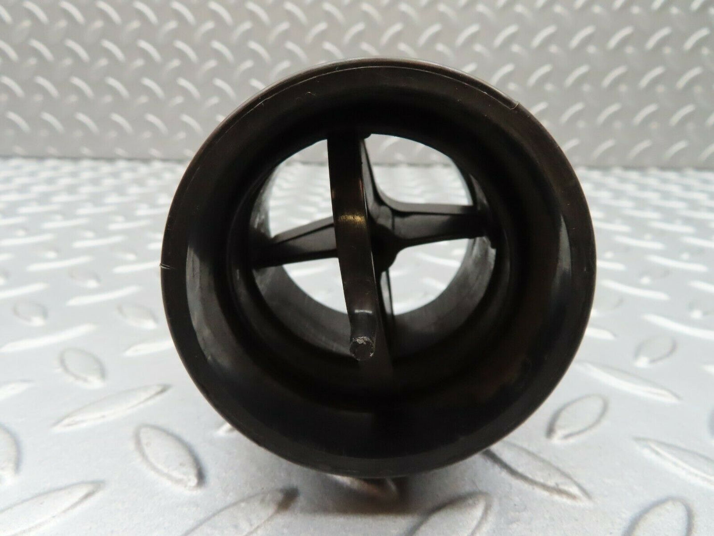 3803 Mercedes-Benz S123 200T Wagon Dashboard Air Vent 1238300054