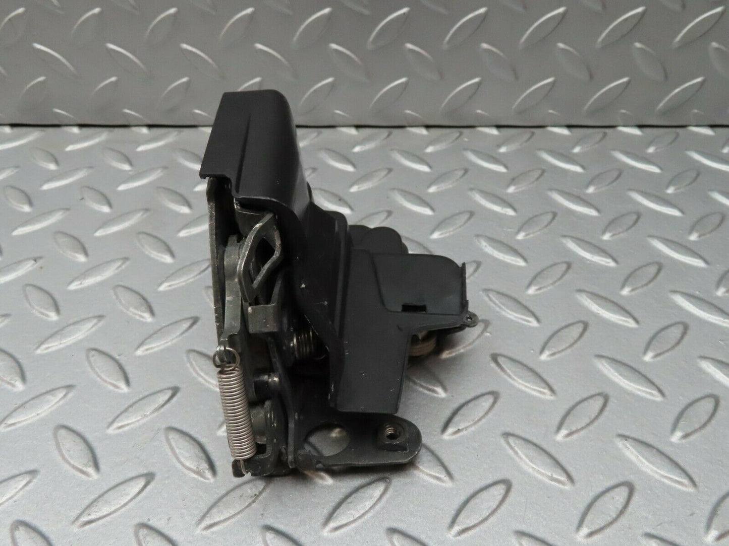 4315 Mercedes-Benz W123 230E Rear Right Door Lock Mechanism