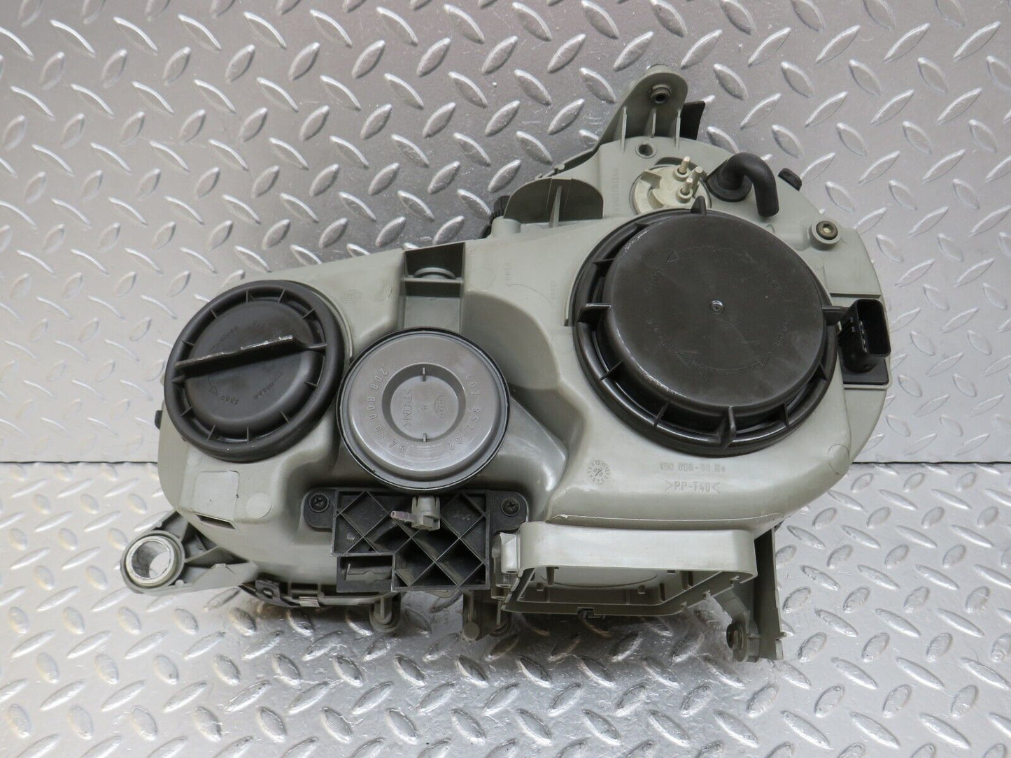 34848 Mercedes-Benz W210 320E Headlight Hella Right Side 15060800 2088000175