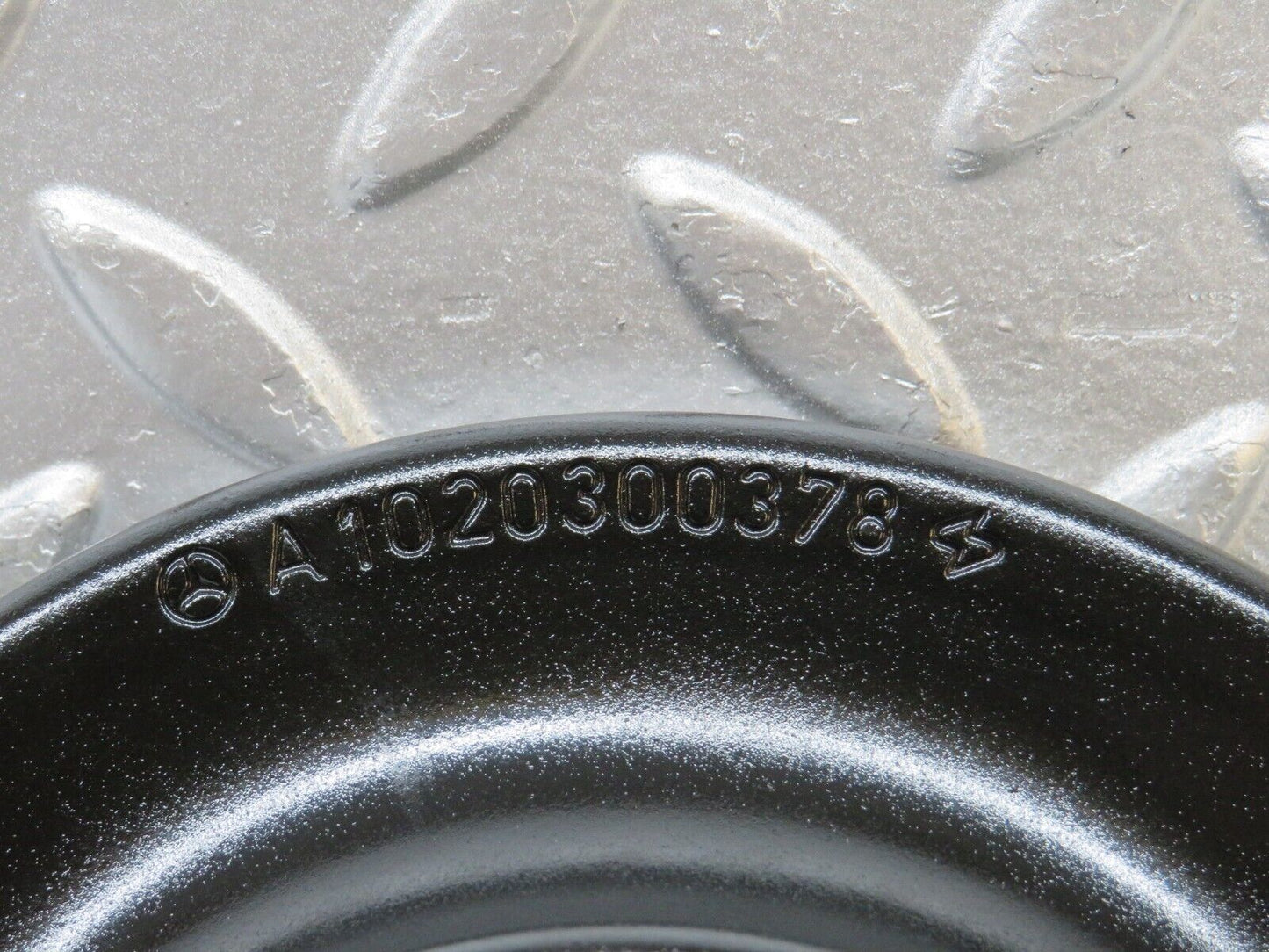 31874 Mercedes-Benz W201 190LE 1.8L Crankshaft Vibration Damper Pulley 1020300378