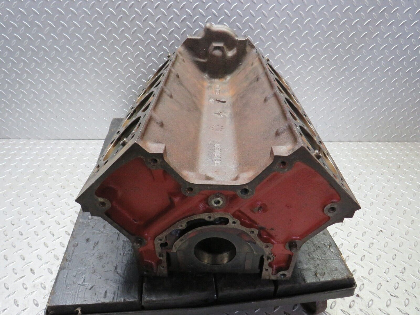 37675 Mercedes-Benz W109 300SE Engine Block M116.981 1160110601